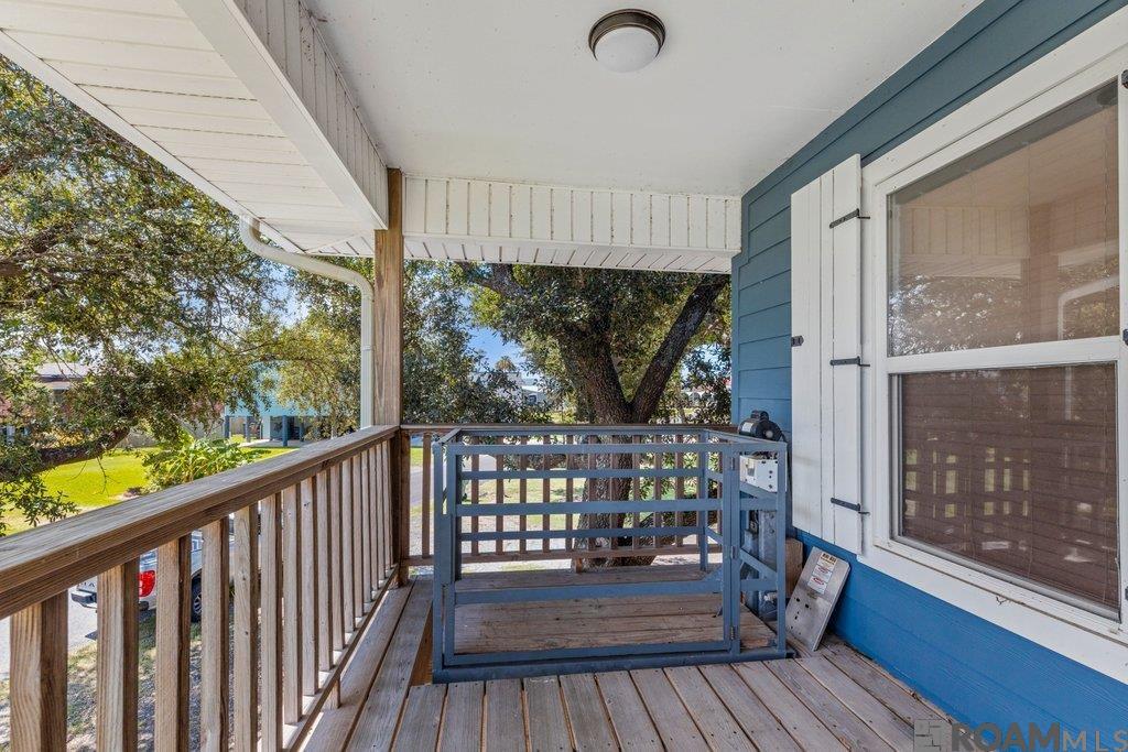 207 Hebert St, Lake Charles, LA, 70607