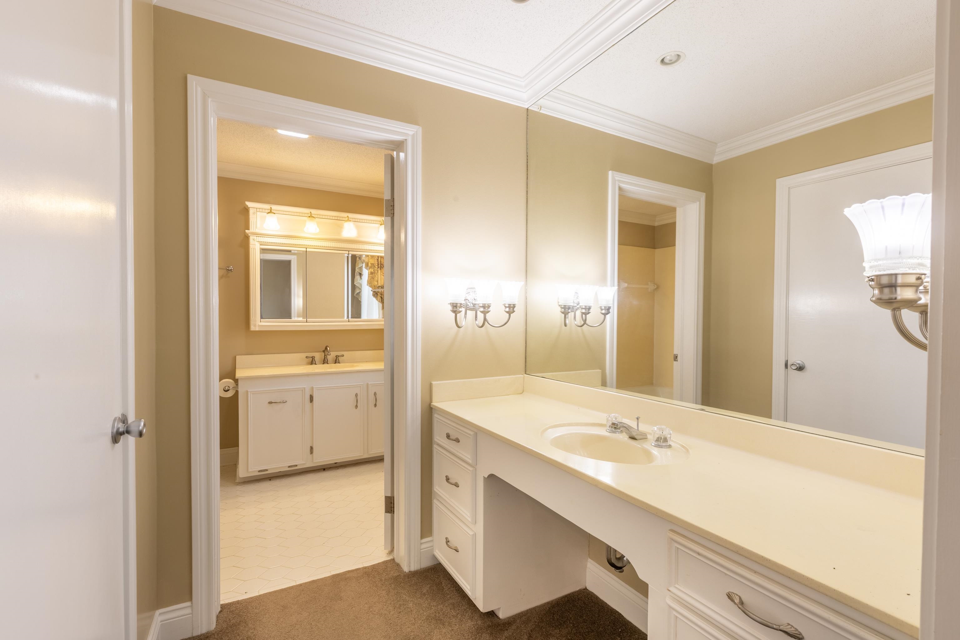 9473 East Main Street, Houma, LA, 70363