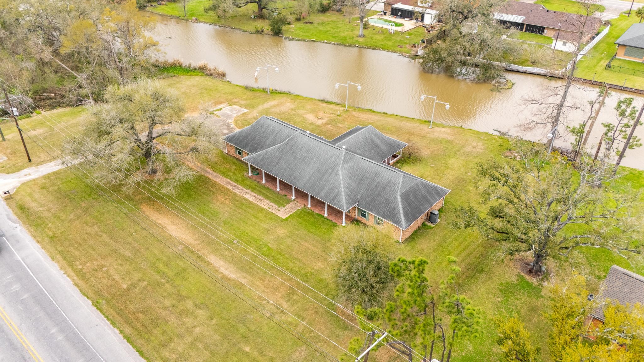 9473 East Main Street, Houma, LA, 70363