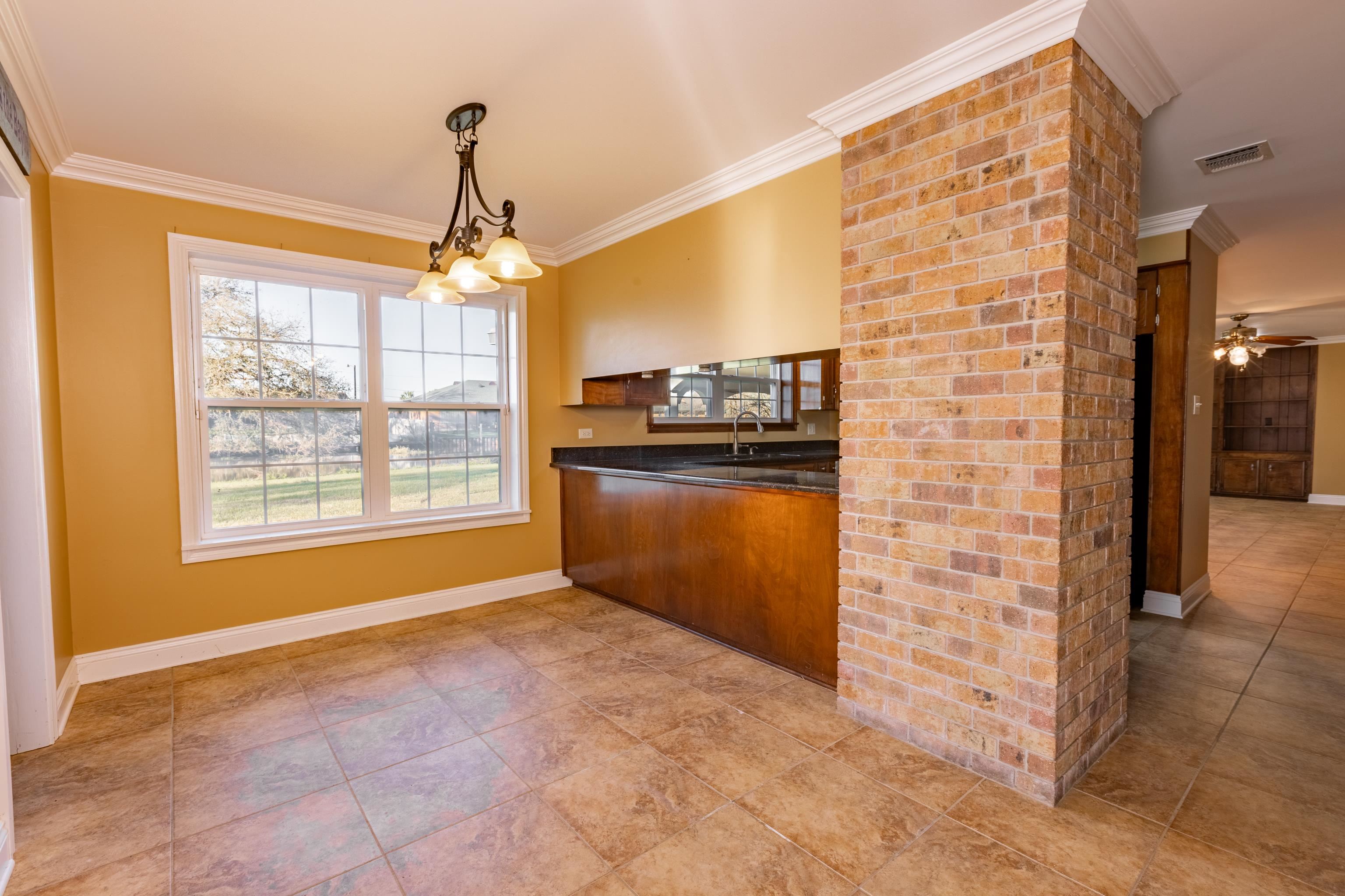 9473 East Main Street, Houma, LA, 70363