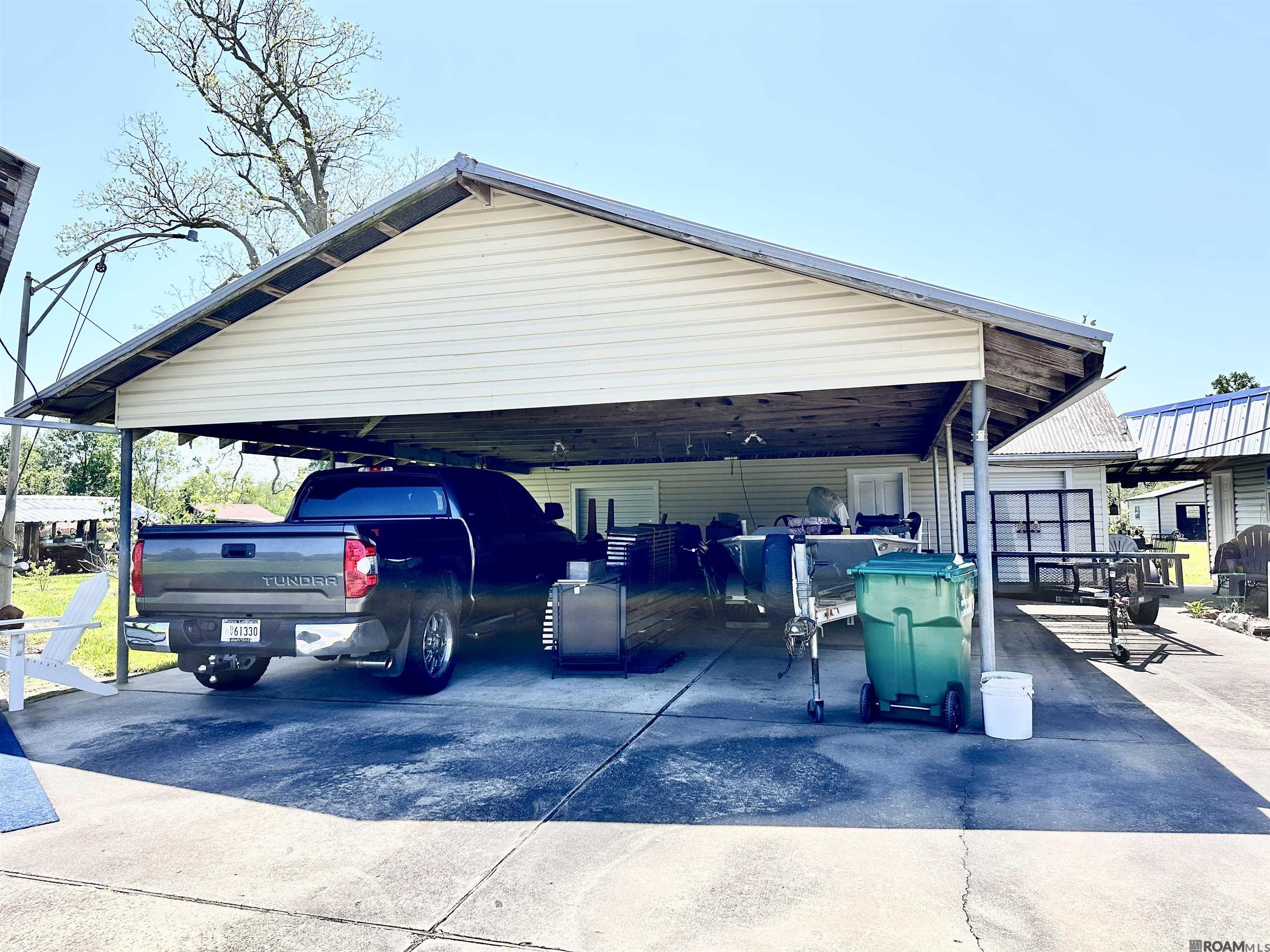 115 Lane B, Laplace, LA, 70068