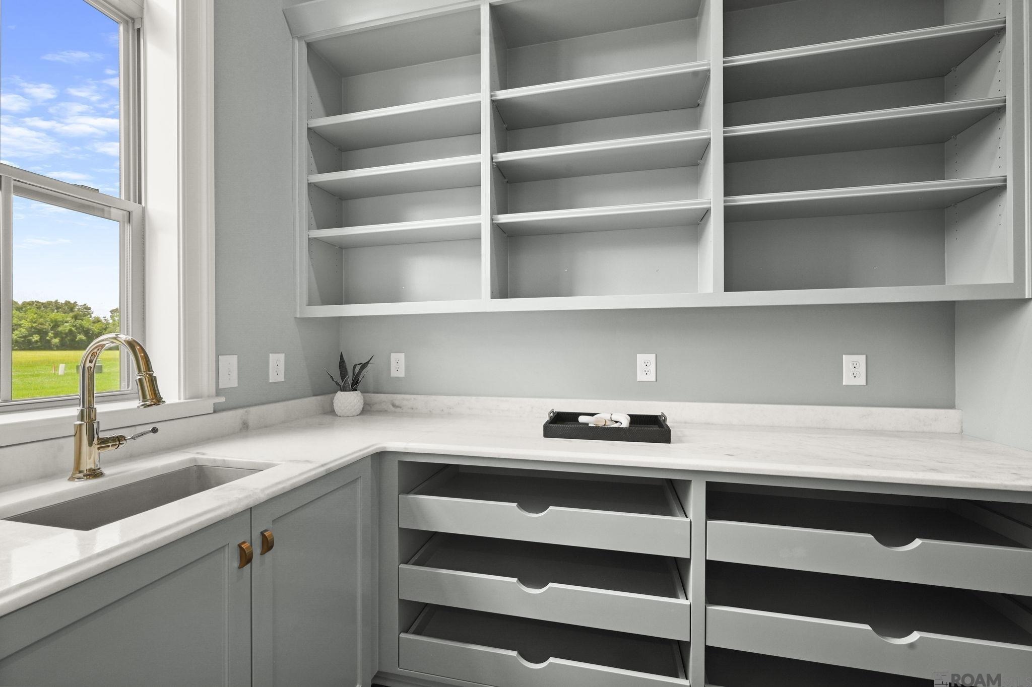 8638 Greenbrier Cove Rd, Saint George, LA, 70817