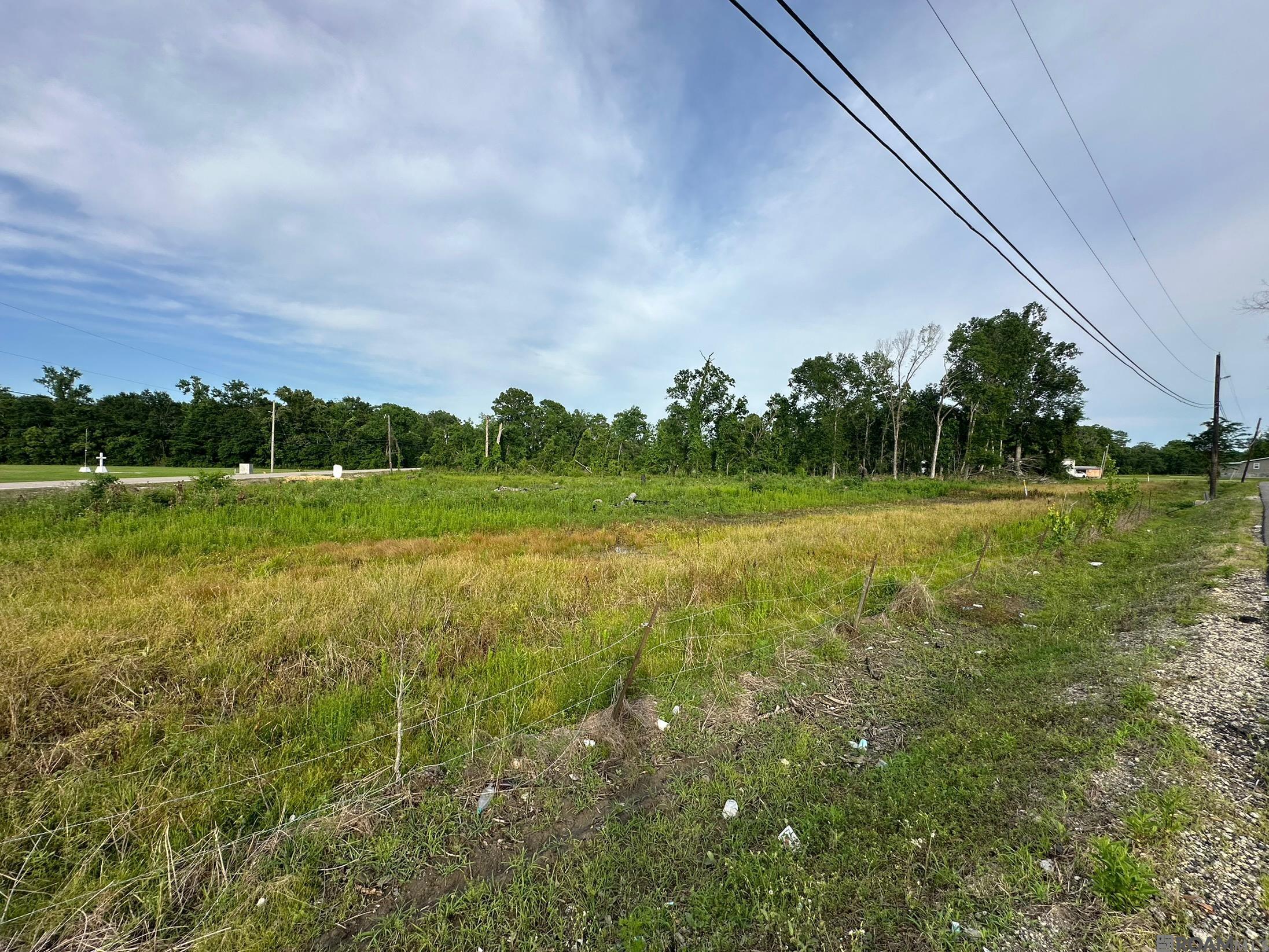 42455 Church Point Rd, Gonzales, LA, 70737