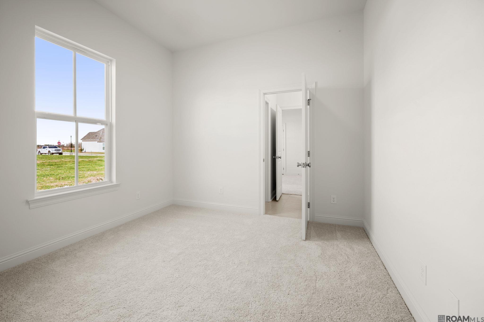 205 Queens Way, Thibodaux, LA, 70301