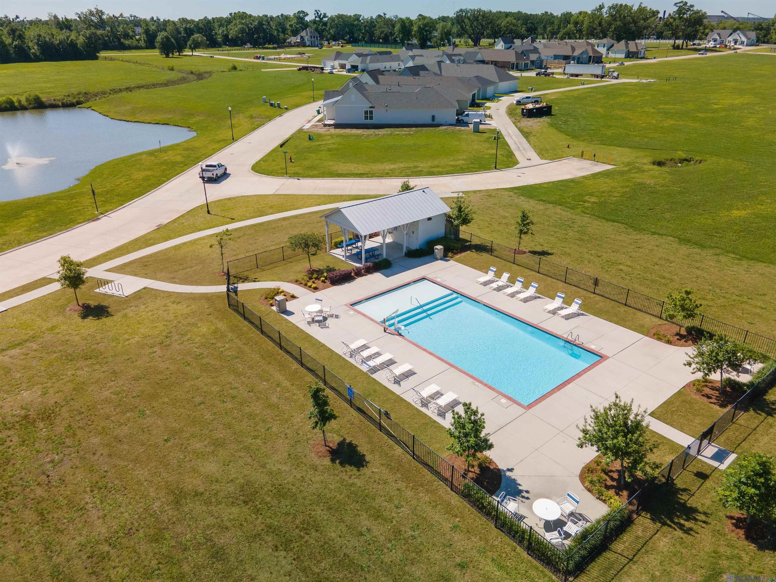 205 Queens Way, Thibodaux, LA, 70301