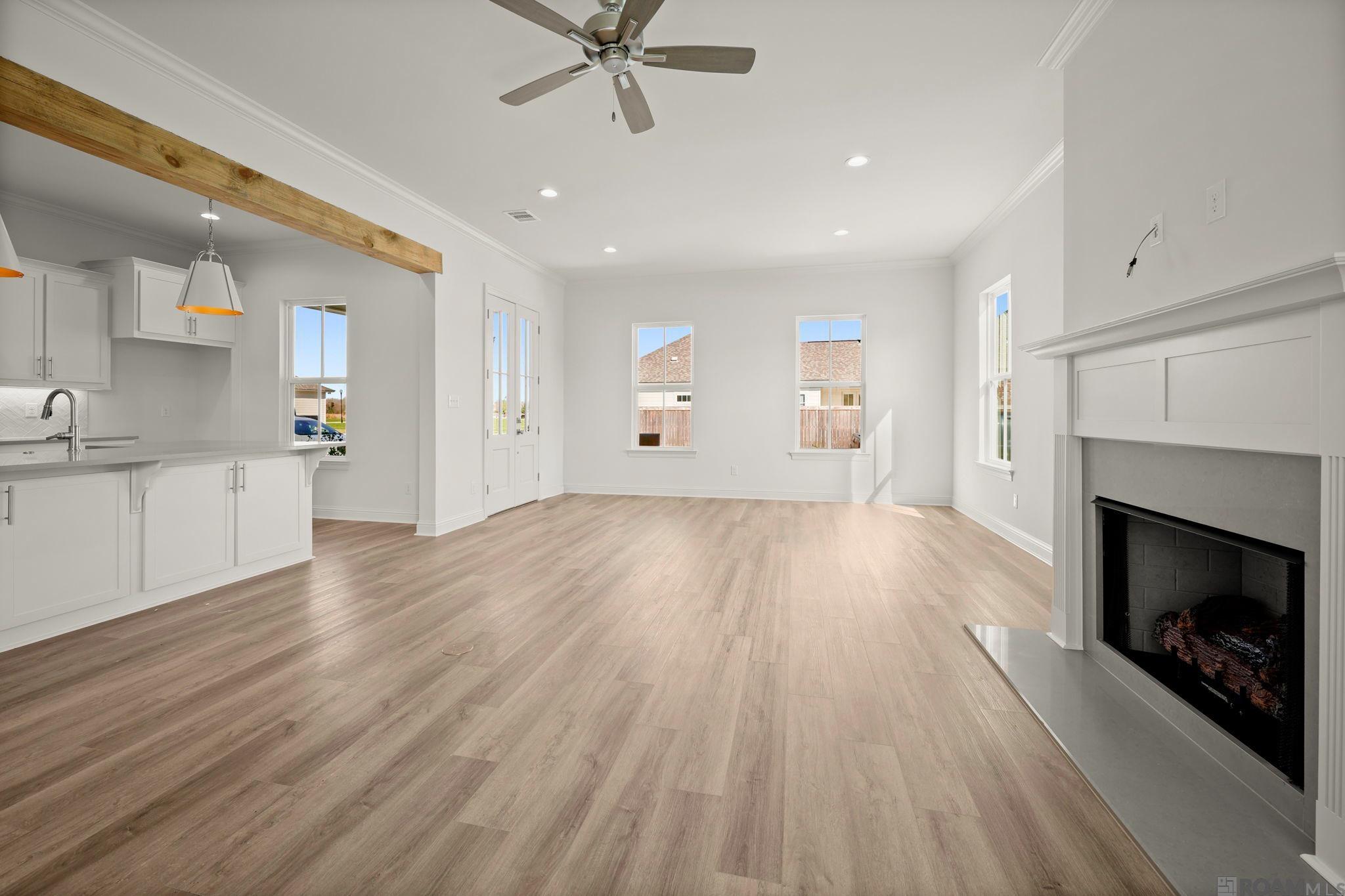 205 Queens Way, Thibodaux, LA, 70301