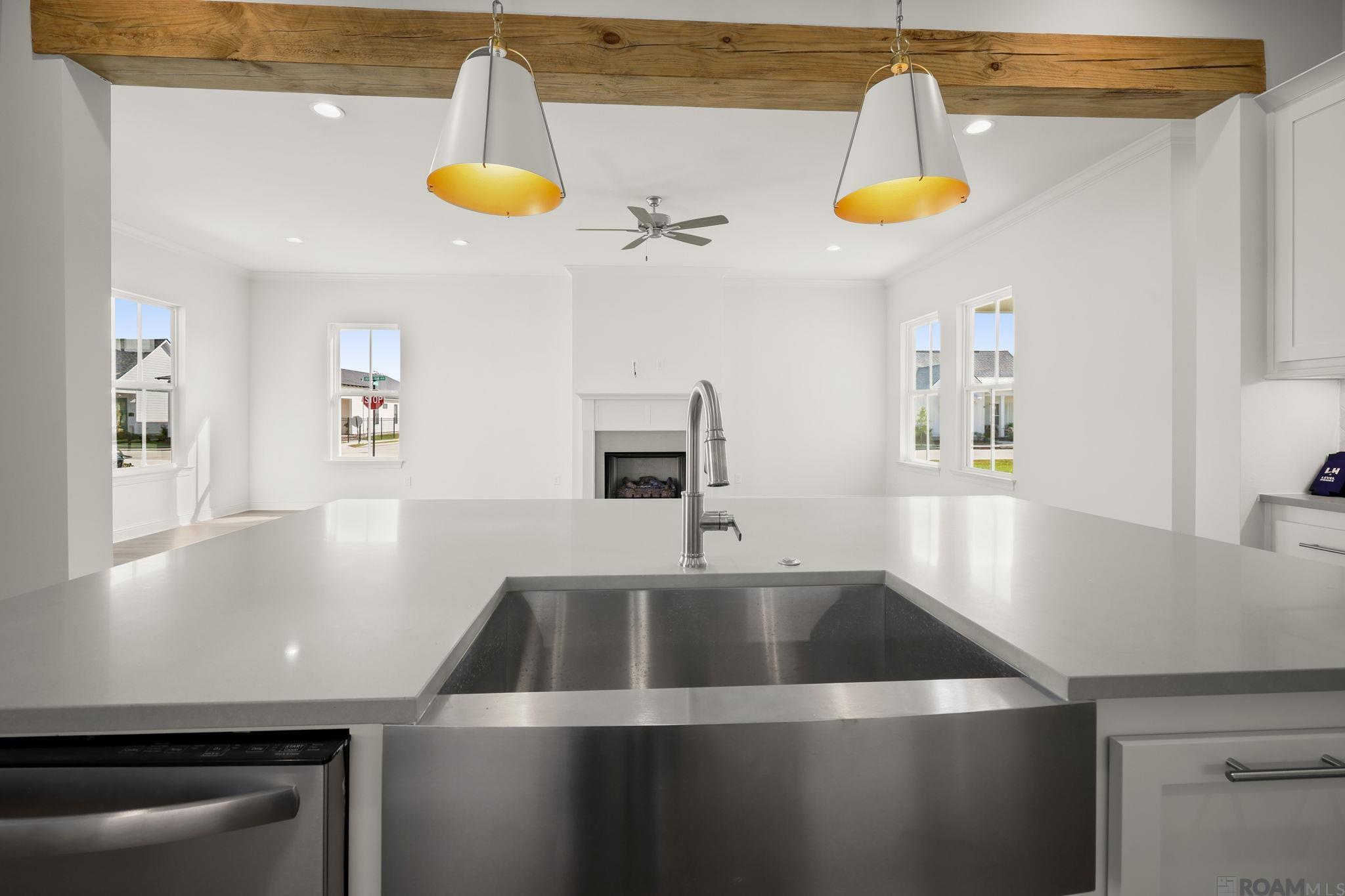 205 Queens Way, Thibodaux, LA, 70301