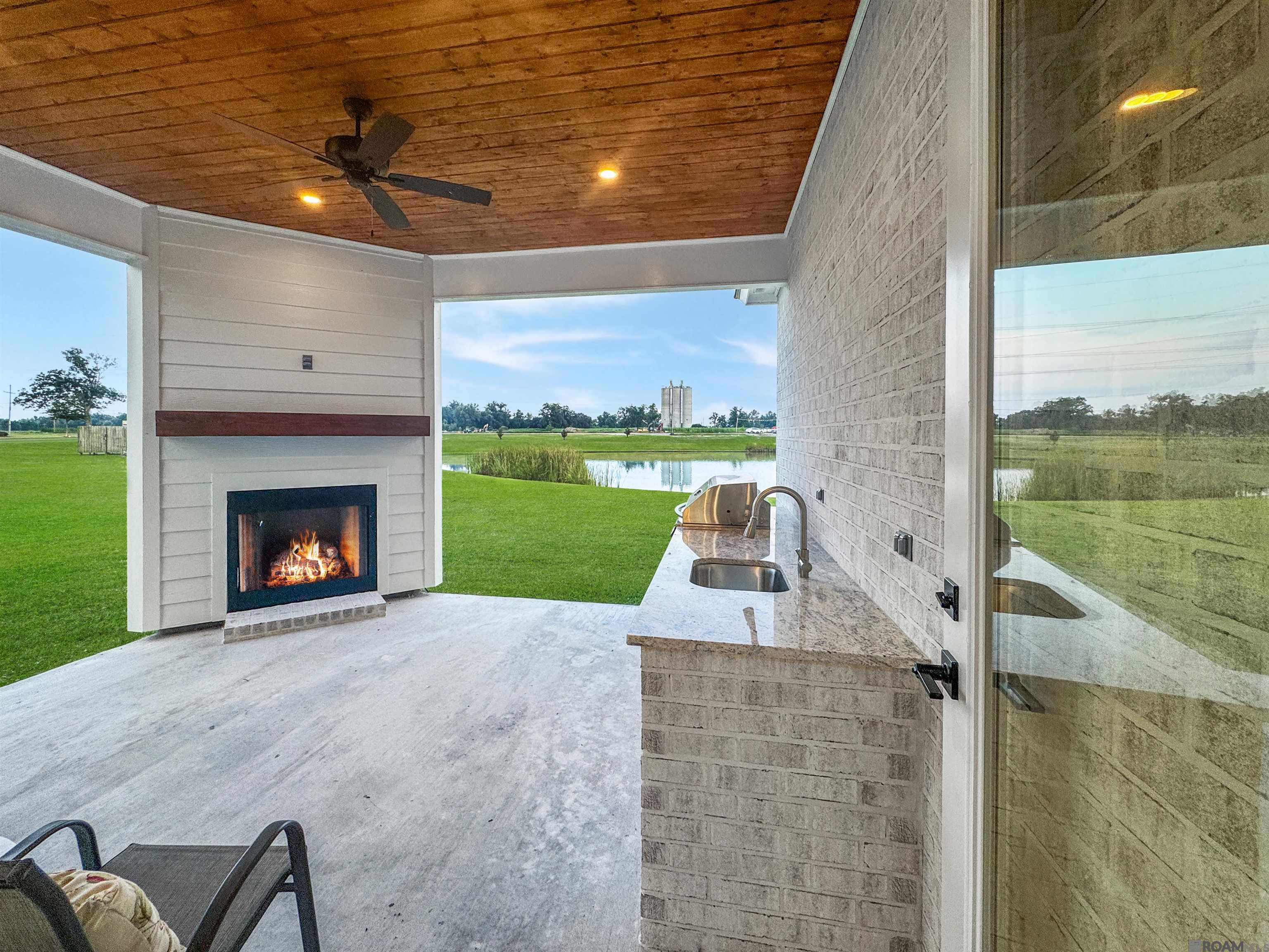 39551 Hernando De Soto Dr, Darrow, LA, 70725