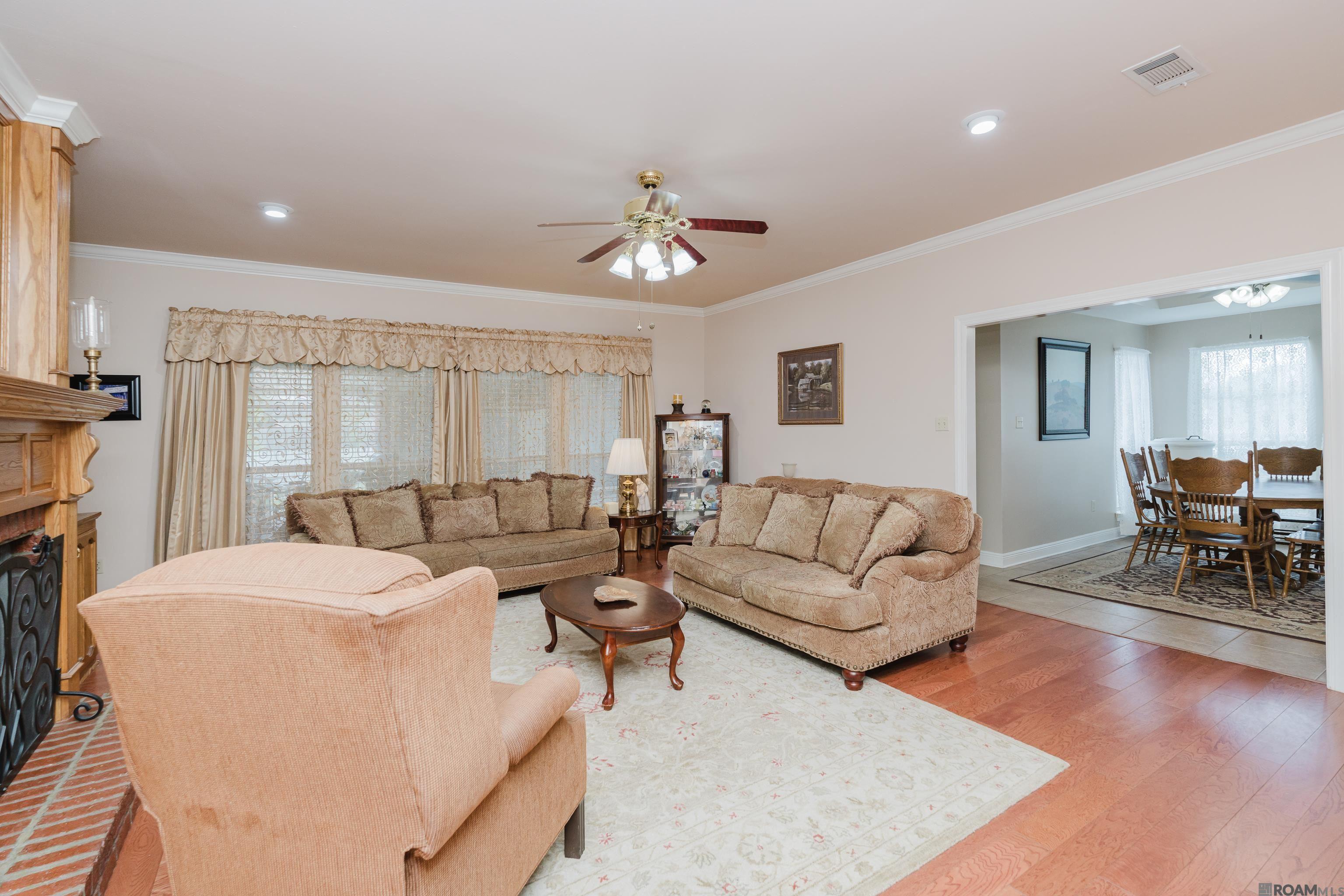 6057 Snowden Dr, Baton Rouge, LA, 70817