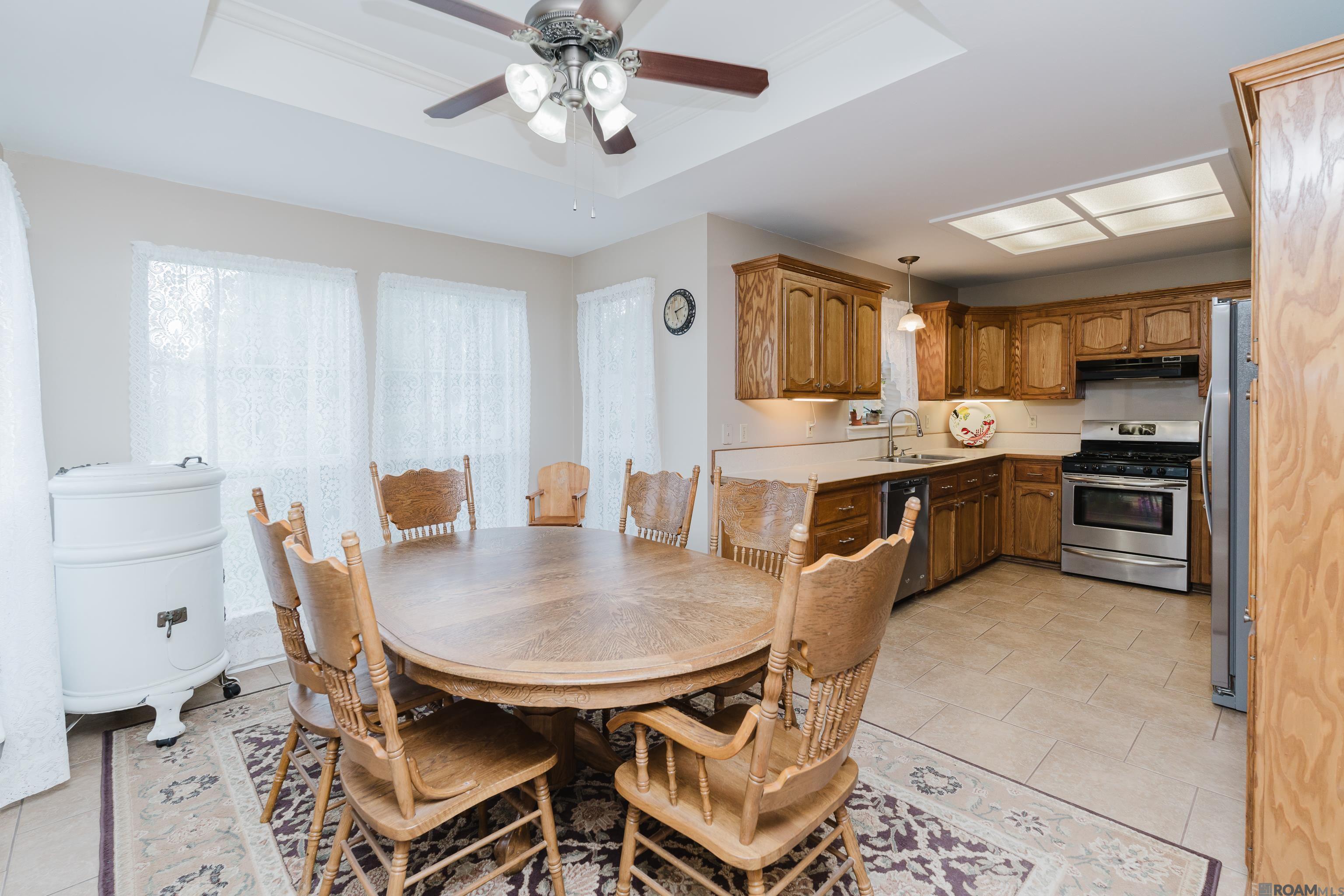 6057 Snowden Dr, Baton Rouge, LA, 70817