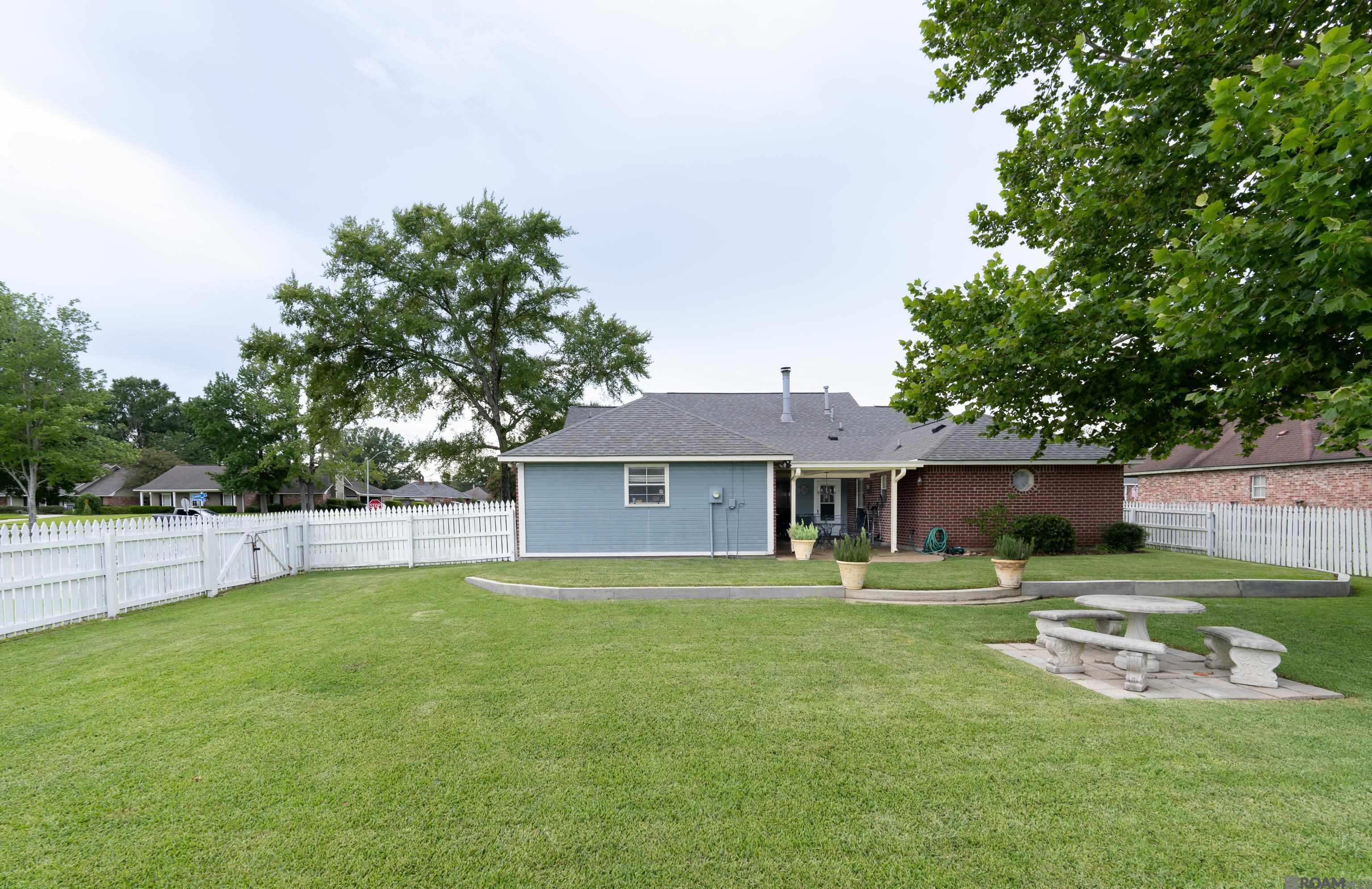 6057 Snowden Dr, Baton Rouge, LA, 70817