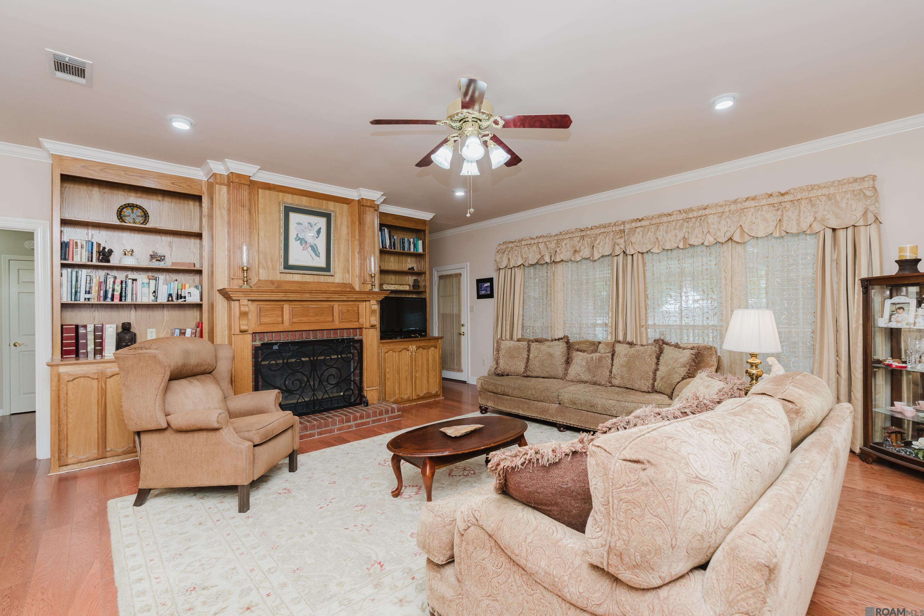 6057 Snowden Dr, Baton Rouge, LA, 70817