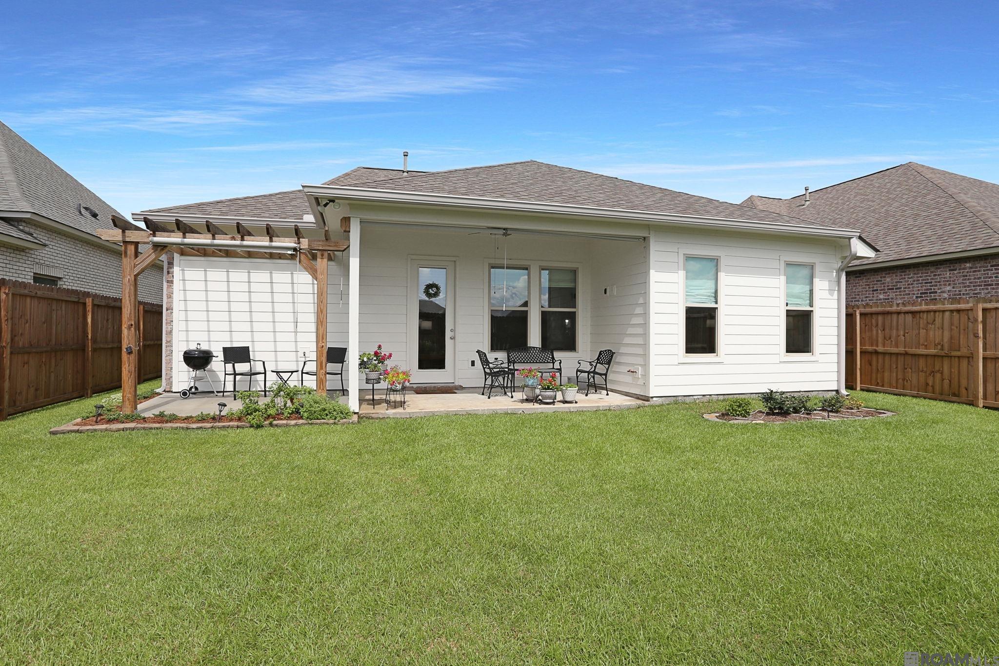 5169 Black River Rd, Darrow, LA, 70725