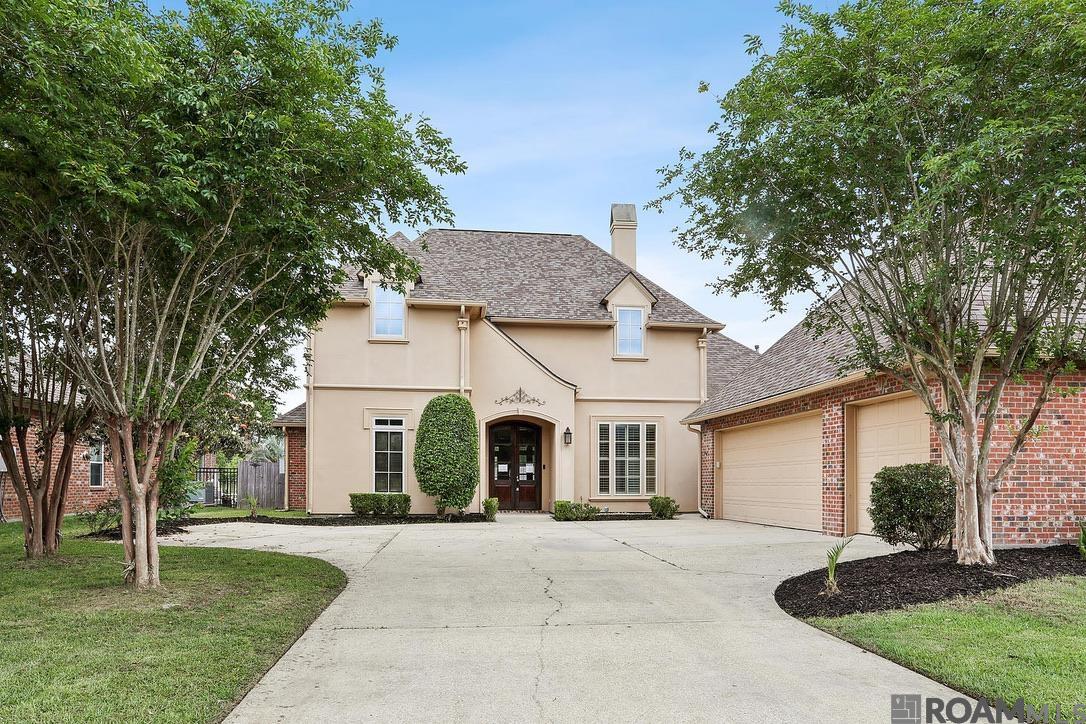 Come enjoy this beautiful luxurious home located in the Oaks on the Bluff subdivision. This is a Fannie Mae AUCTION property that has been completely updated. The home boast 4 bedrooms, a large bonus room, office, formal dinning & much , much more. The extra large kitchen has a separate breakfast area and included is a large sitting area. Outdoors is your own gunite, in ground swimming pool. The mechanicals include 3 HVAC systems, a salt filter system for the swimming pool and also your own Generac natural gas back up generator.