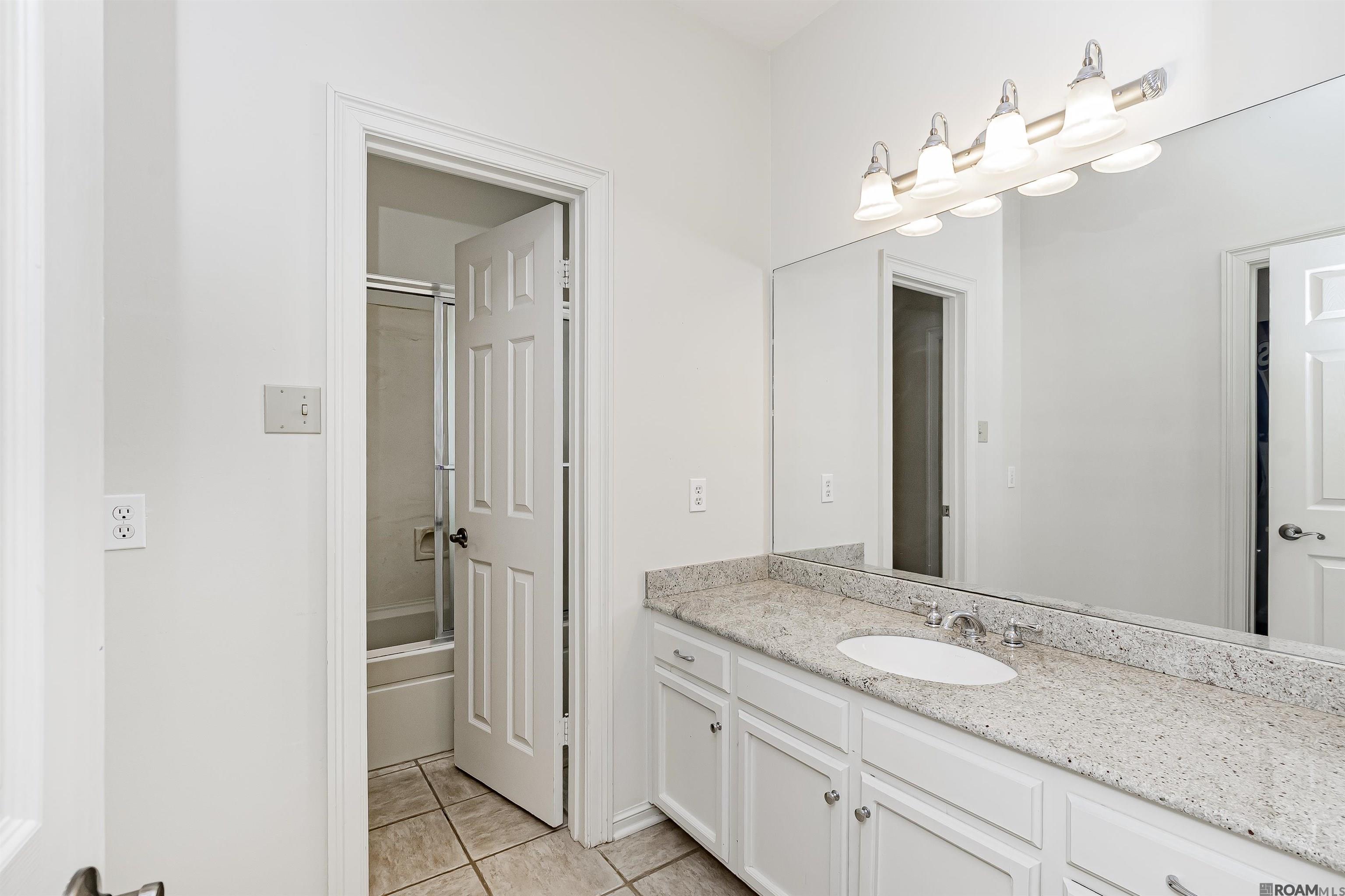 1605 Applewood Rd, Baton Rouge, LA, 70808