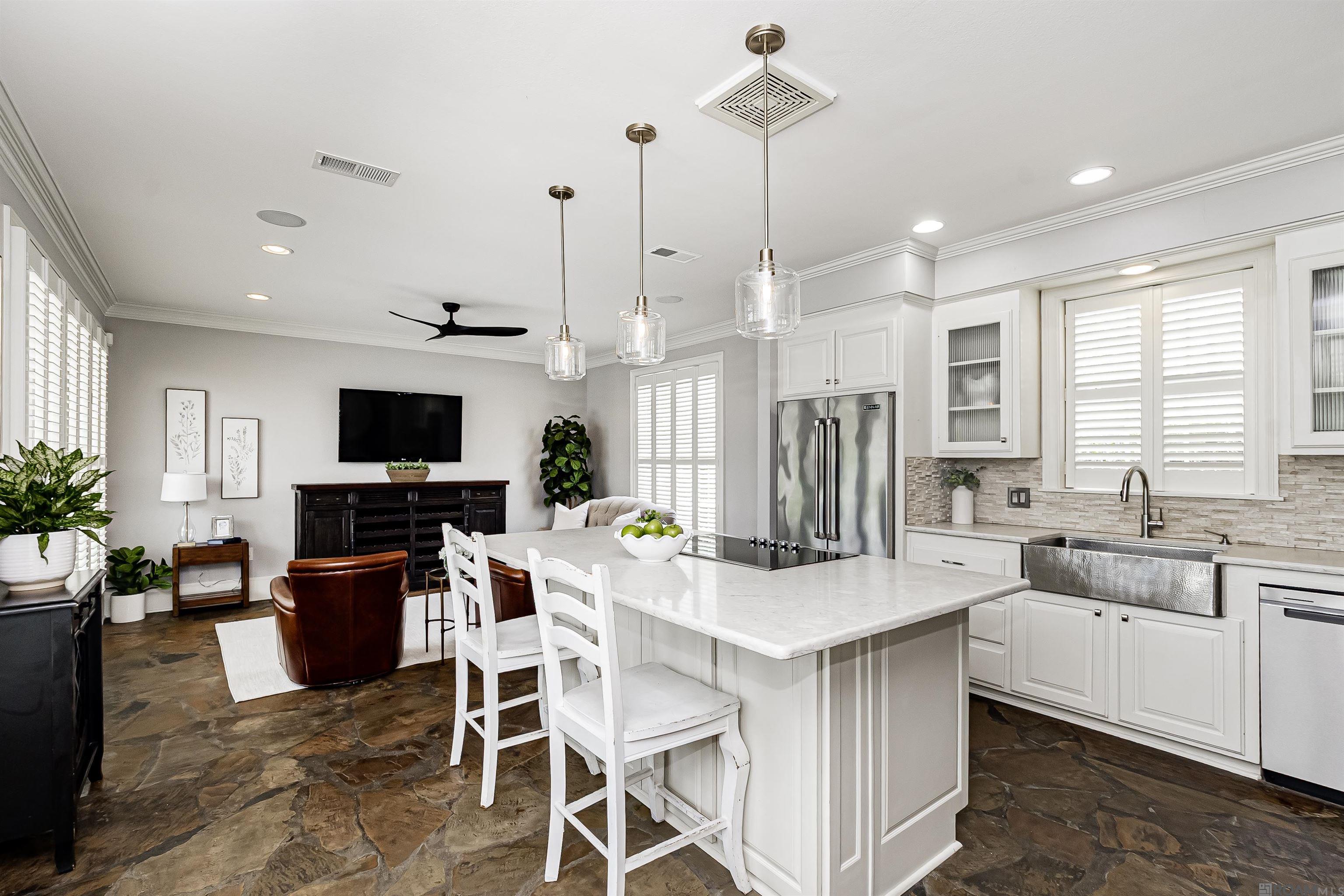 1605 Applewood Rd, Baton Rouge, LA, 70808