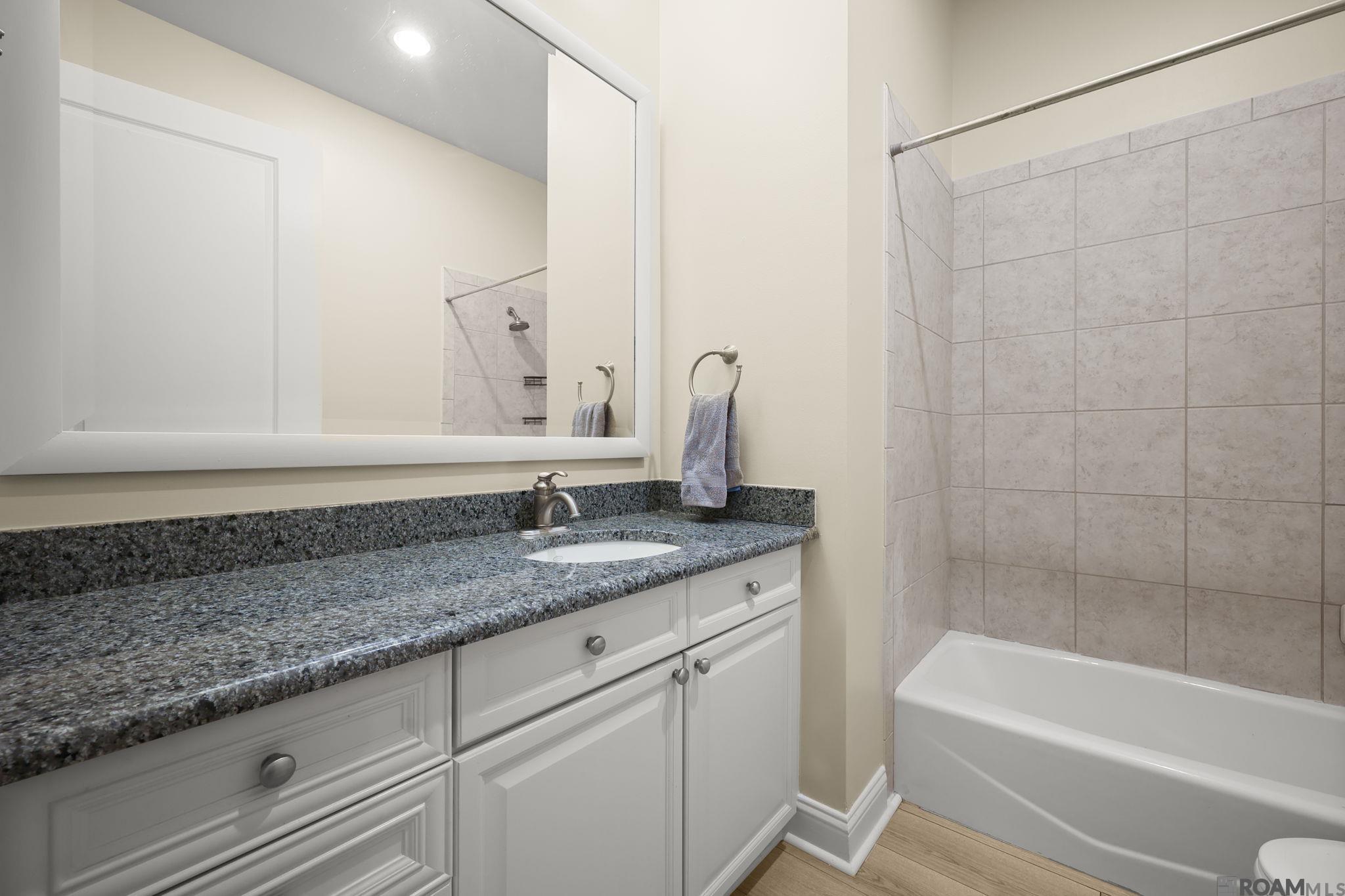 998 Stanford Ave UNIT 211, Baton Rouge, LA, 70808