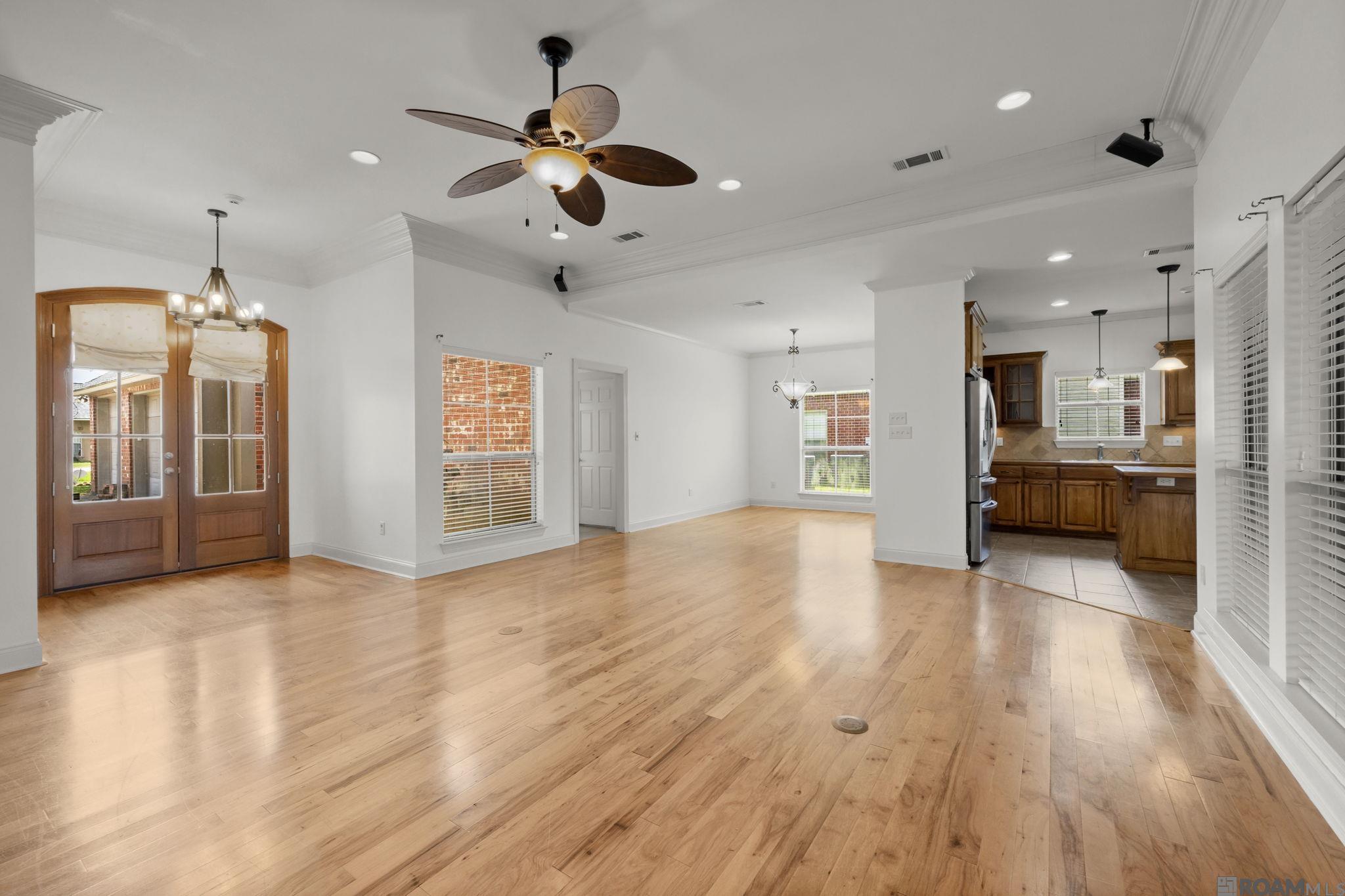 32819 Fox Run Dr, Walker, LA, 70785