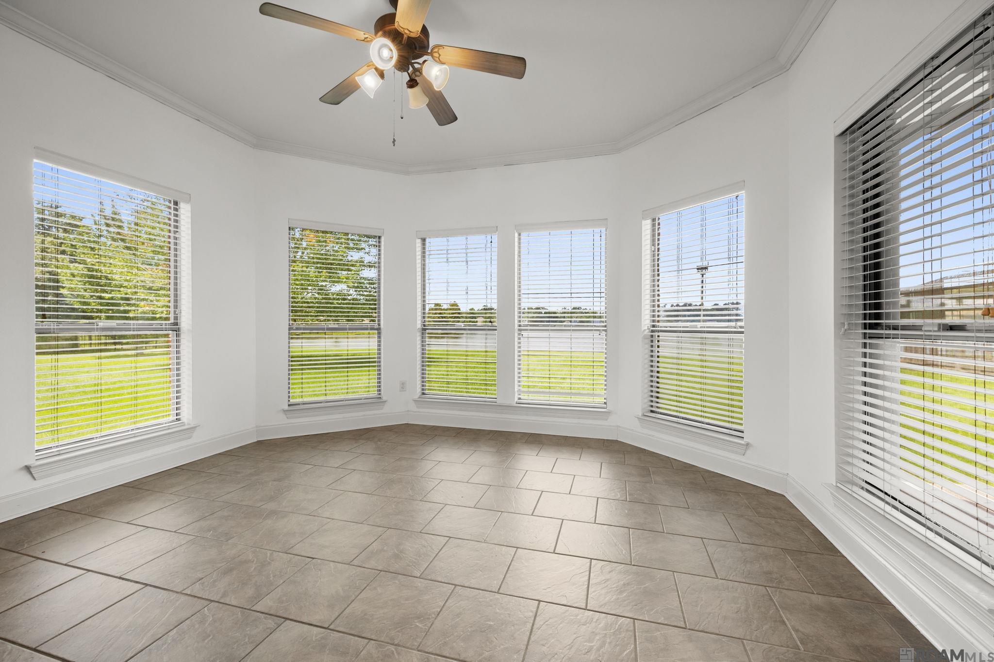 32819 Fox Run Dr, Walker, LA, 70785