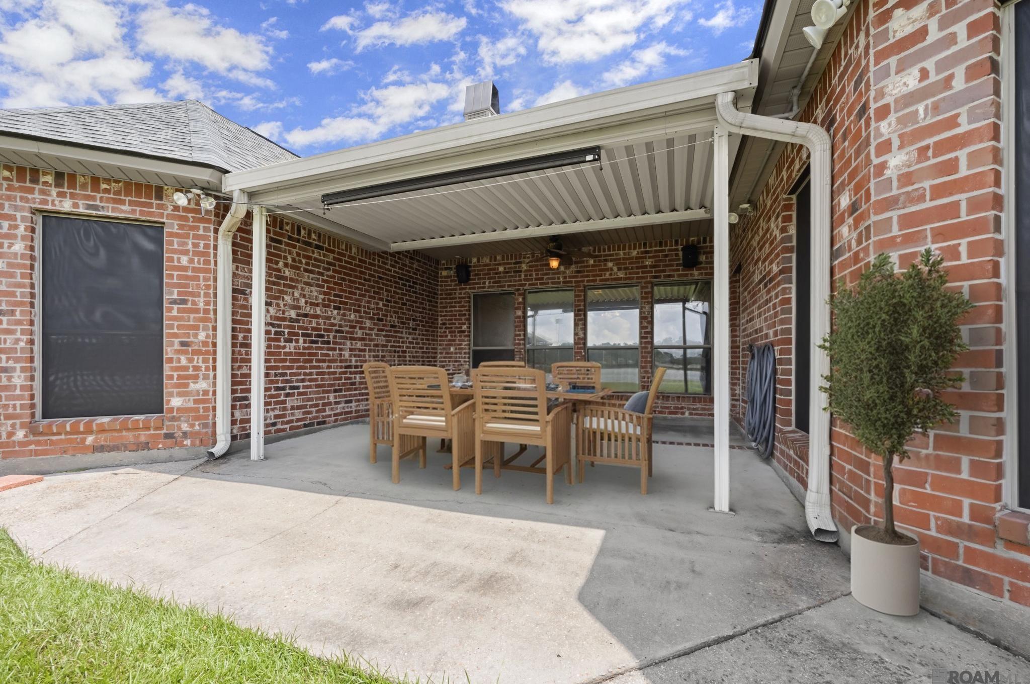 32819 Fox Run Dr, Walker, LA, 70785