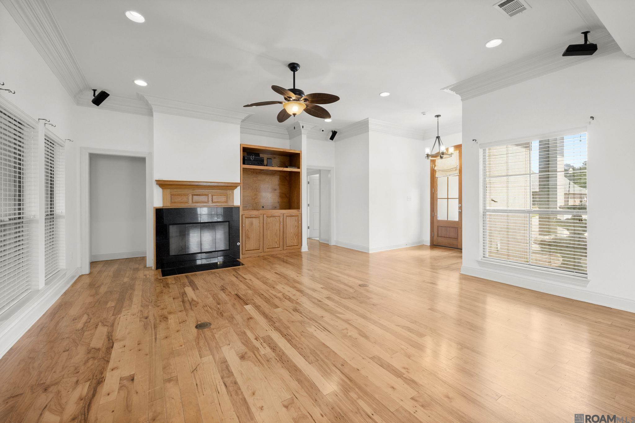 32819 Fox Run Dr, Walker, LA, 70785