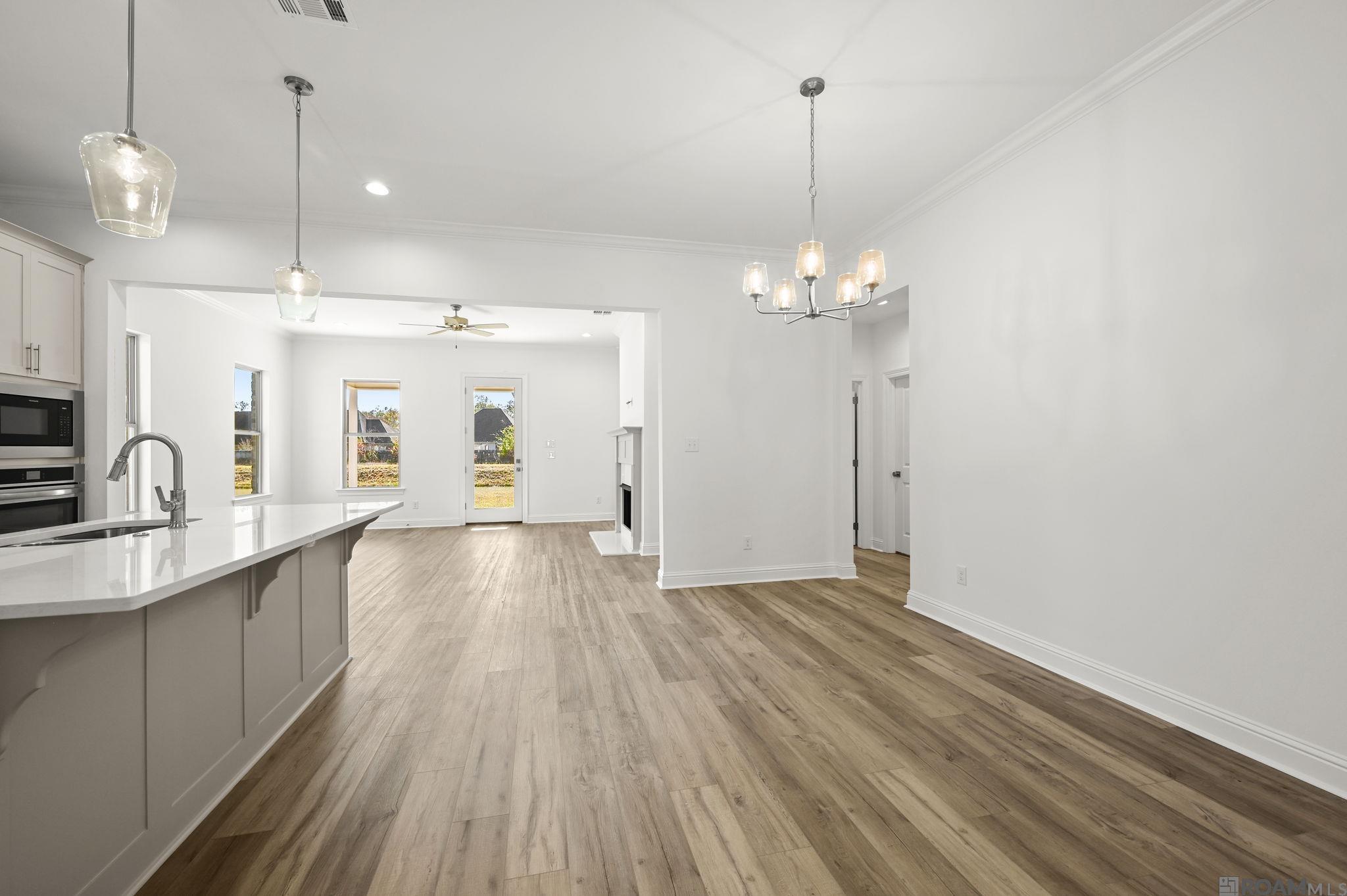 10474 Highpoint Dr, Denham Springs, LA, 70706