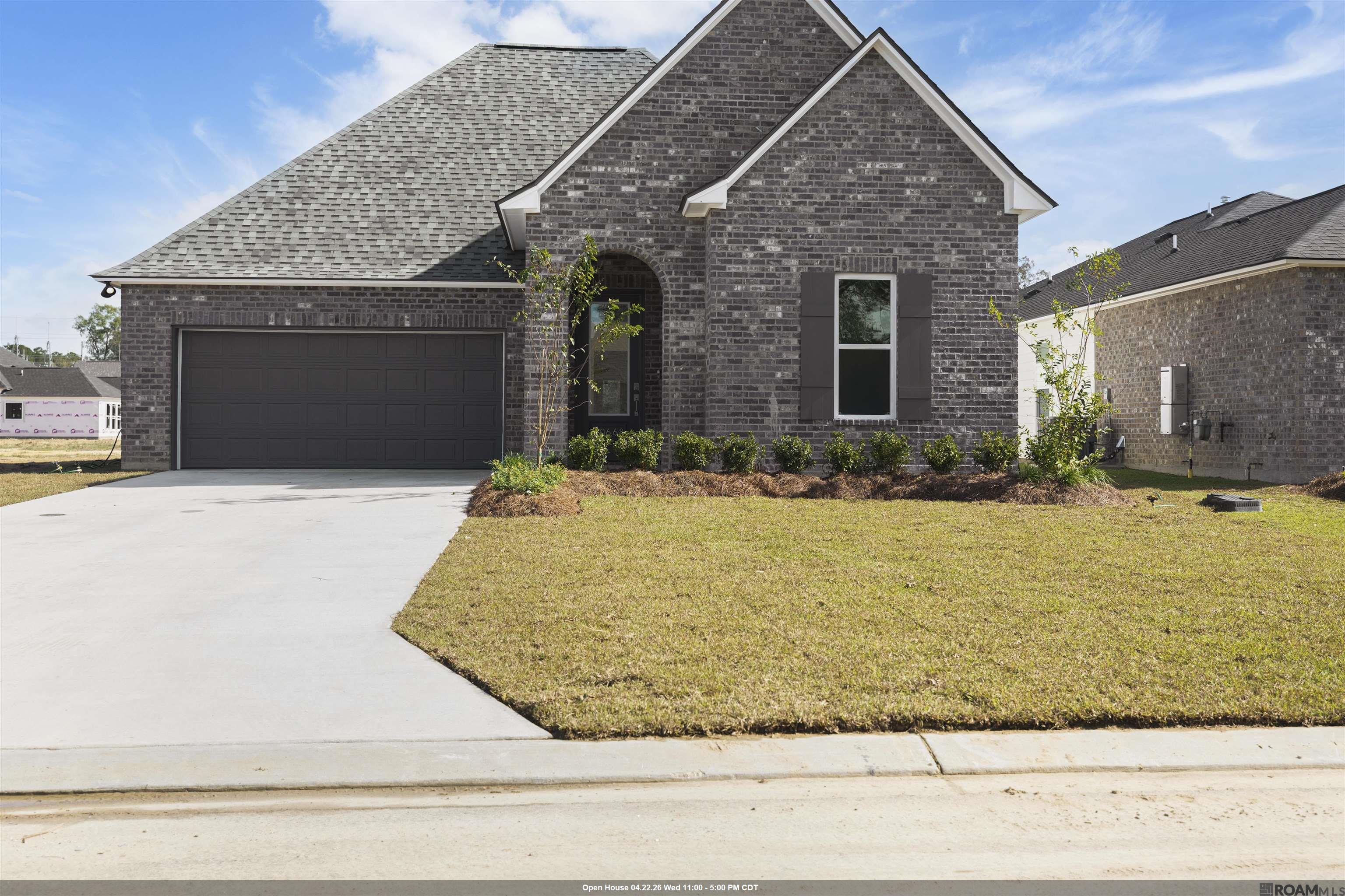 17361 Lake Azalea Dr, Baton Rouge, LA, 70817