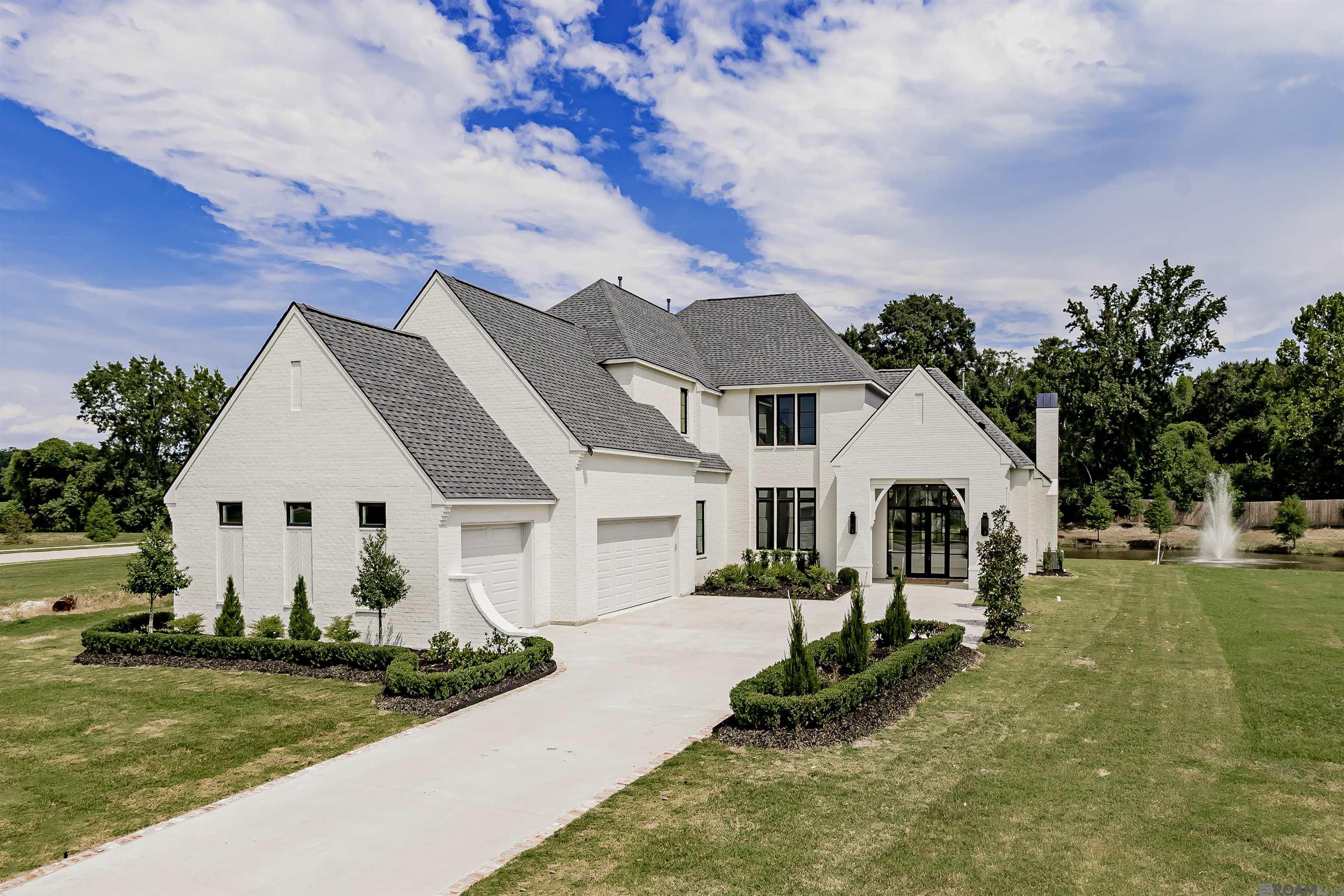 1826 Tiger Crossing Dr, Baton Rouge, LA 70810