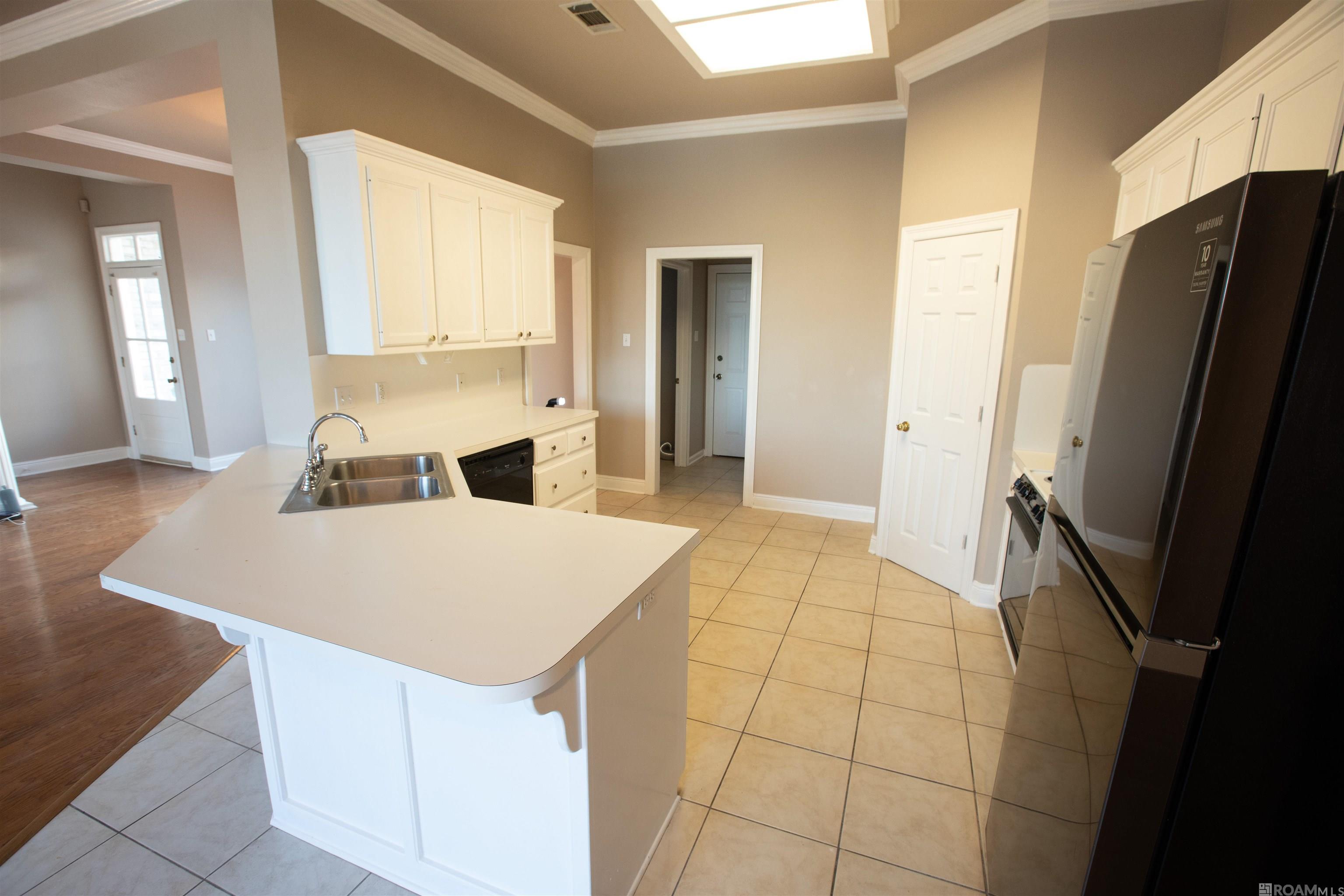 1335 Springlake Dr, Baton Rouge, LA, 70810