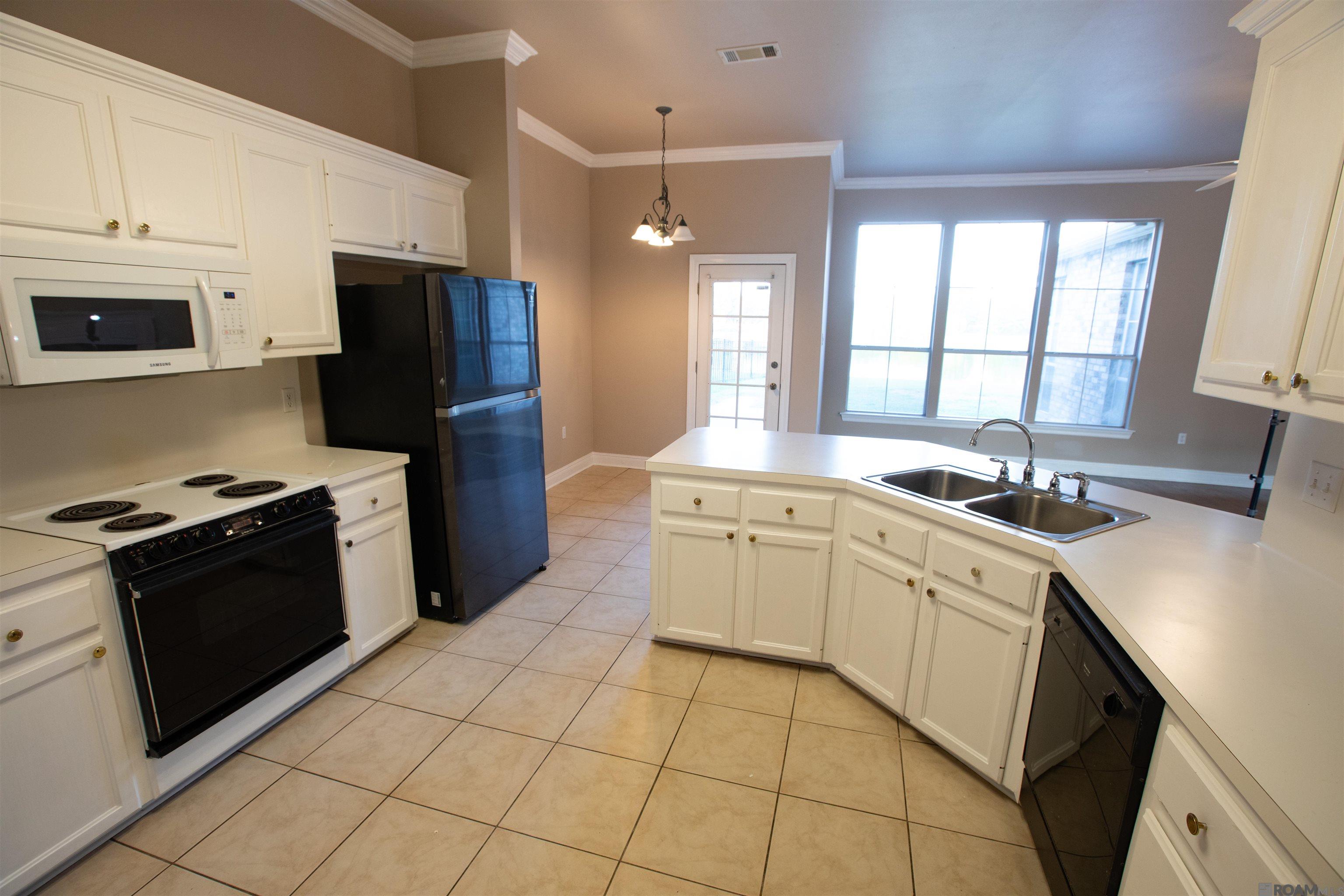 1335 Springlake Dr, Baton Rouge, LA, 70810