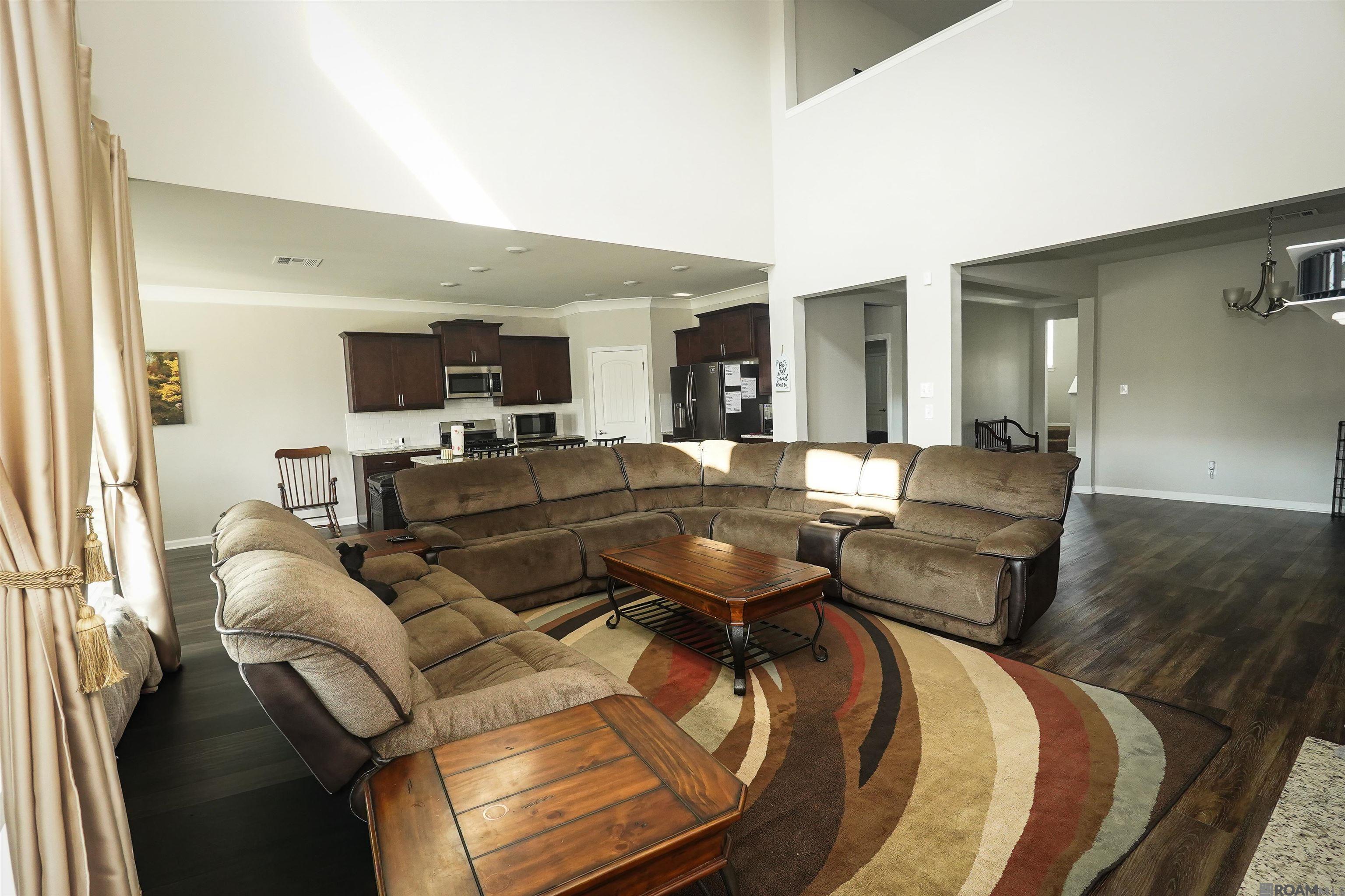 21445 W Grove Dr, Zachary, LA, 70791