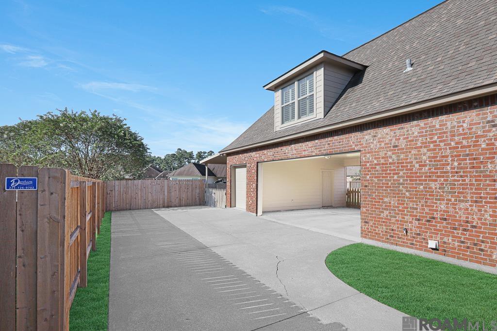 13298 Brookcrest Dr, Walker, LA, 70785