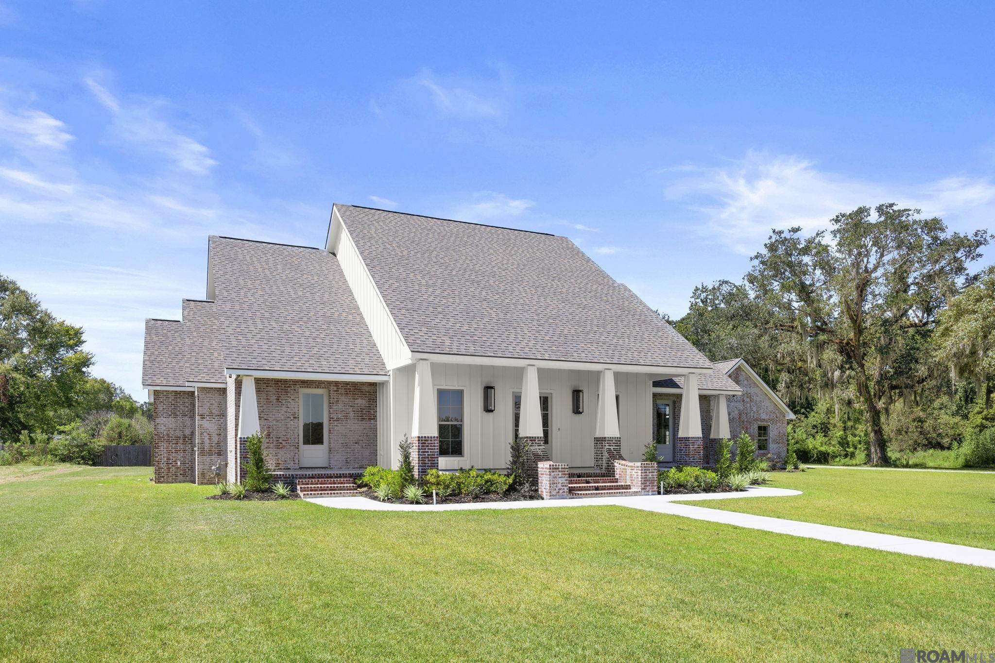 11079 Cessna St, Gonzales, LA, 70737