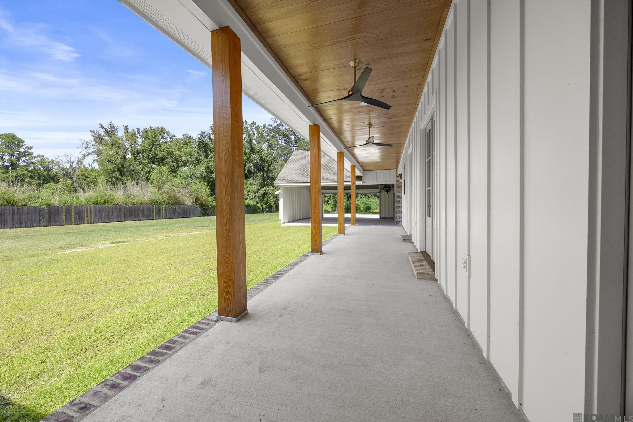 11079 Cessna St, Gonzales, LA, 70737