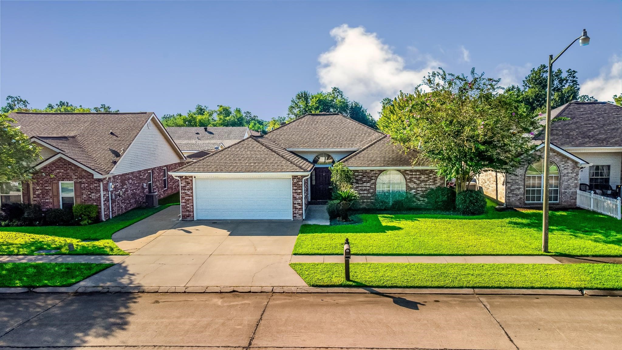 7088 Panama Manor Drive, Gonzales, LA, 70737