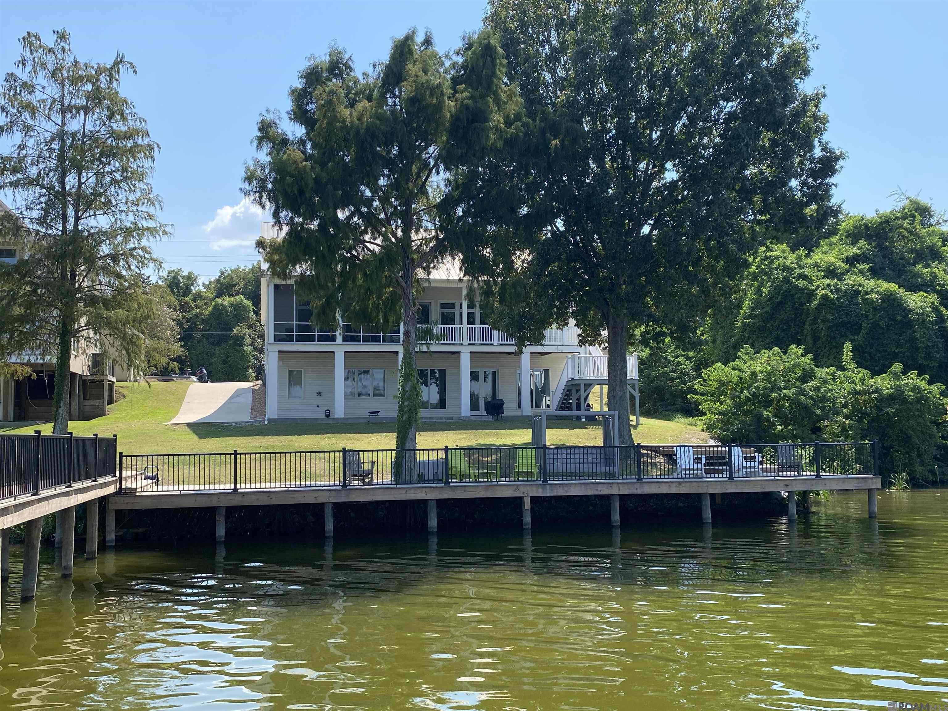 9370 Sawgrass Blvd, Denham Springs, LA, 70726