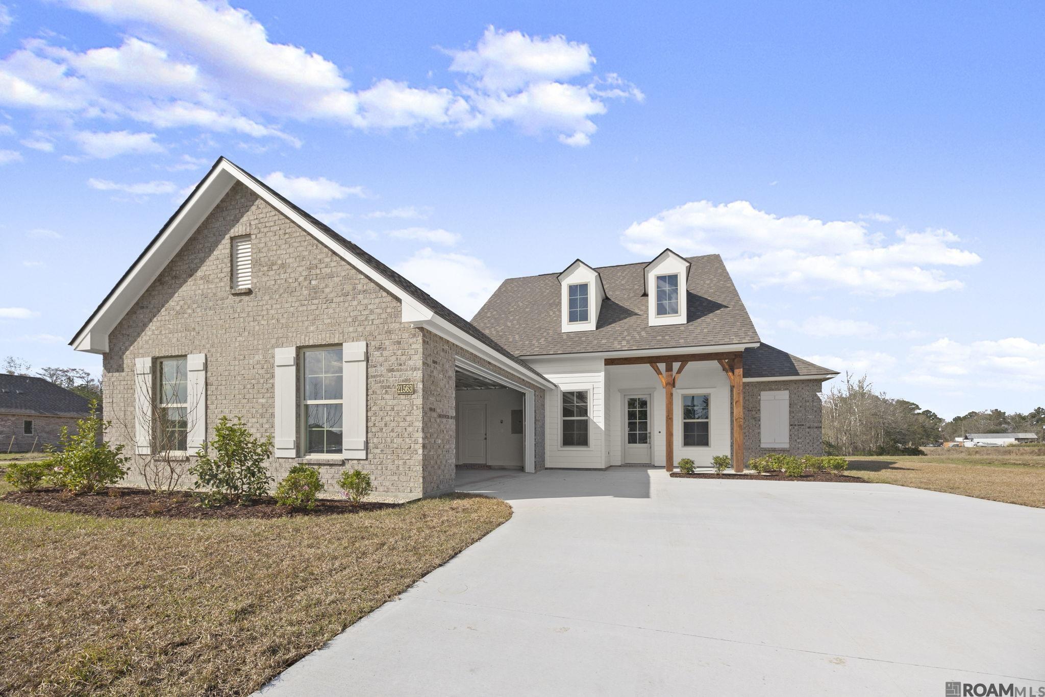 21563 Yellowfin Dr, Springfield, LA, 70462