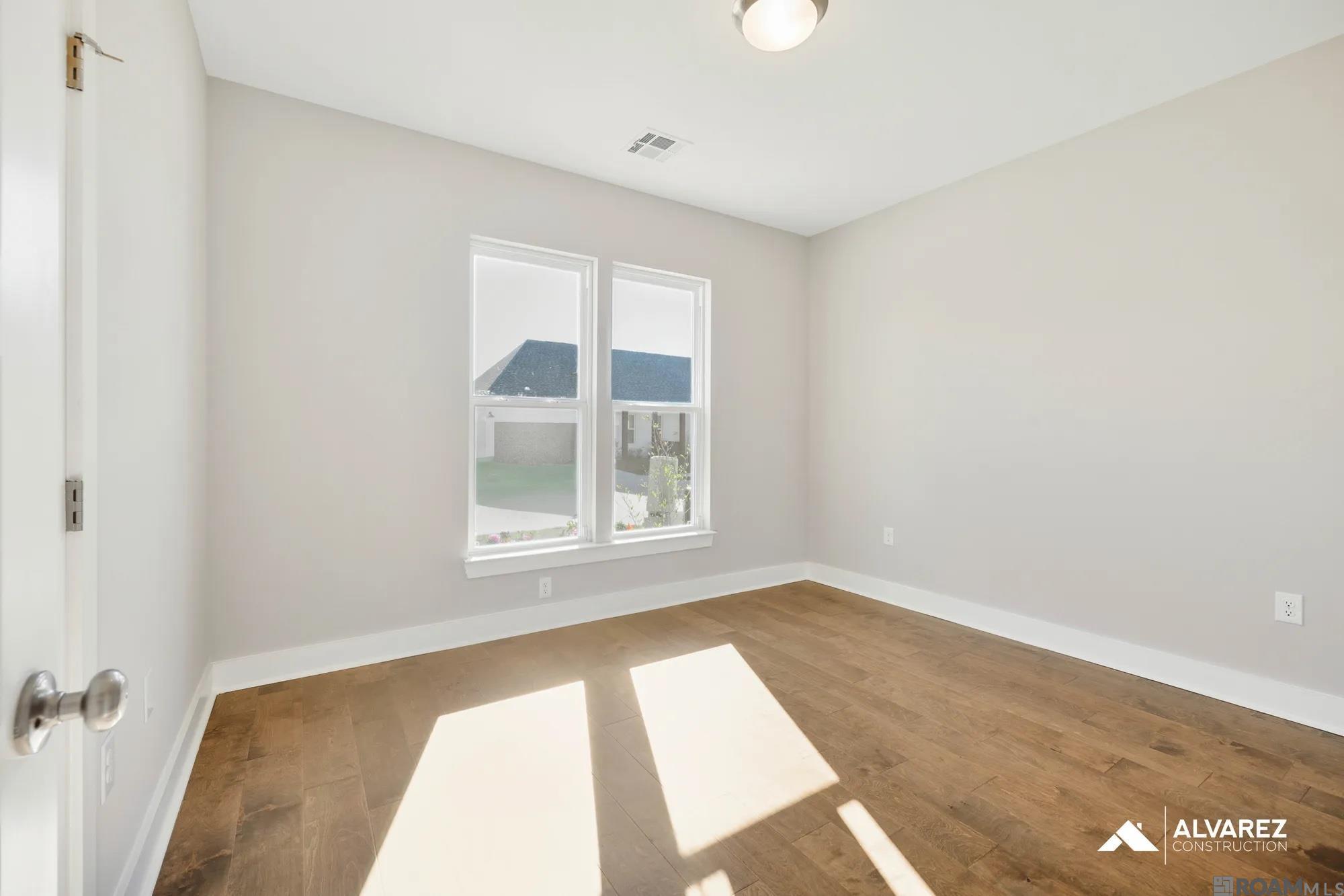 7621 Whitetip Ave, Saint George, LA, 70810