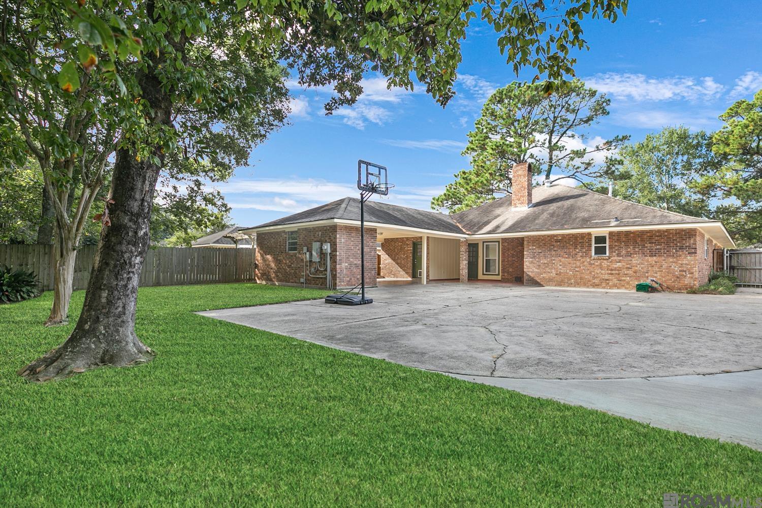 1041 Crescent Dr, Baton Rouge, LA, 70806