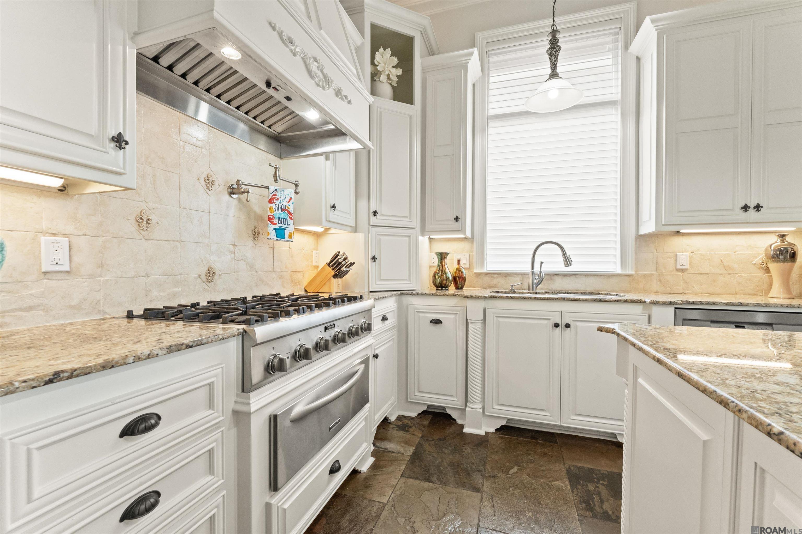 21005 Waterfront East Dr, Maurepas, LA, 70449