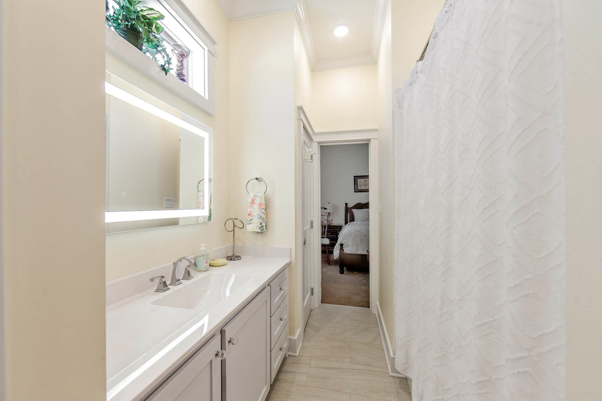 6236 Bayouside Dr, Chauvin, LA, 70344