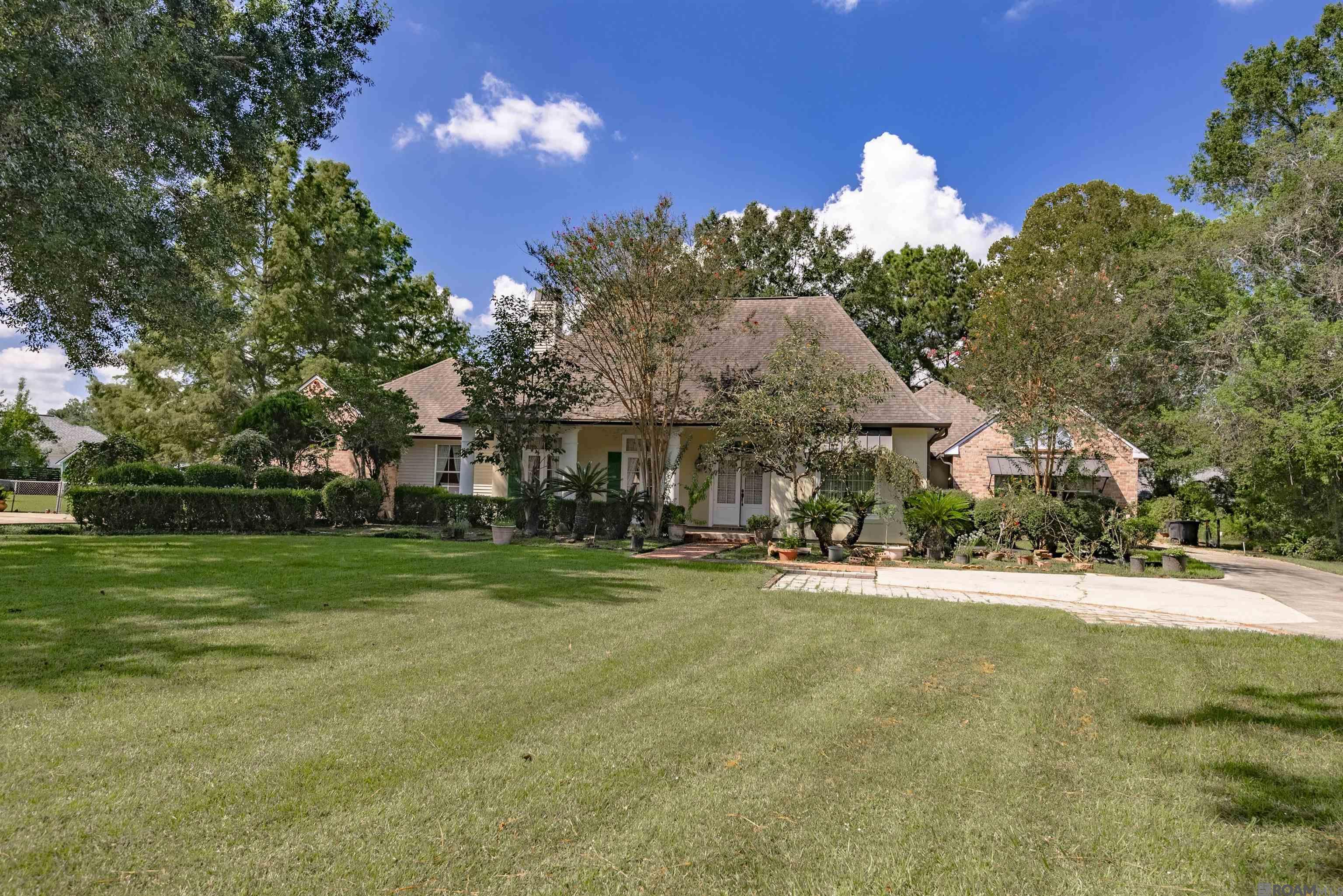 11090 Toria Ln, St Amant, LA, 70774