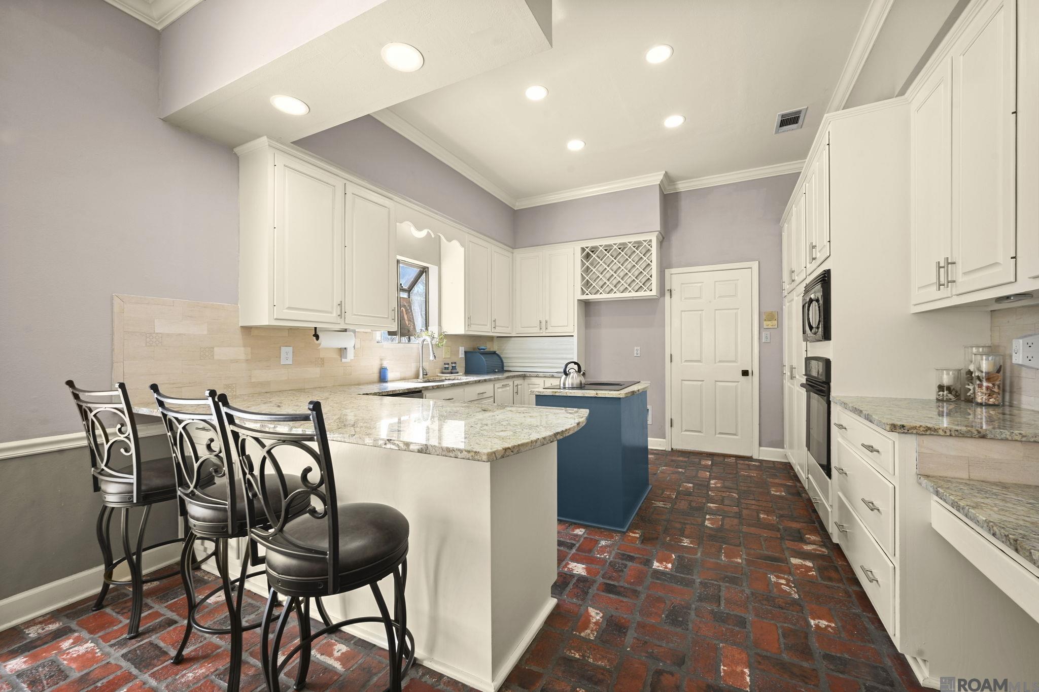 366 Shady Lake Pkwy, Baton Rouge, LA, 70810