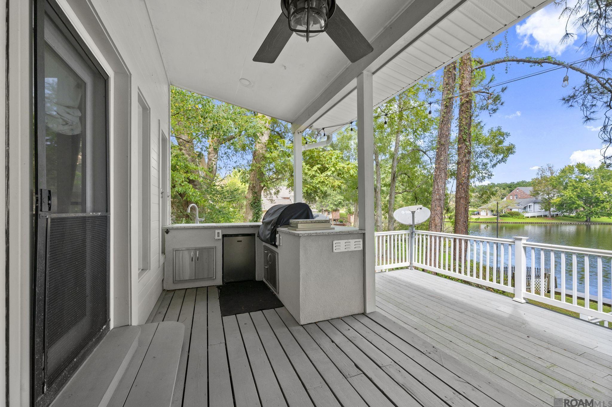 366 Shady Lake Pkwy, Baton Rouge, LA, 70810