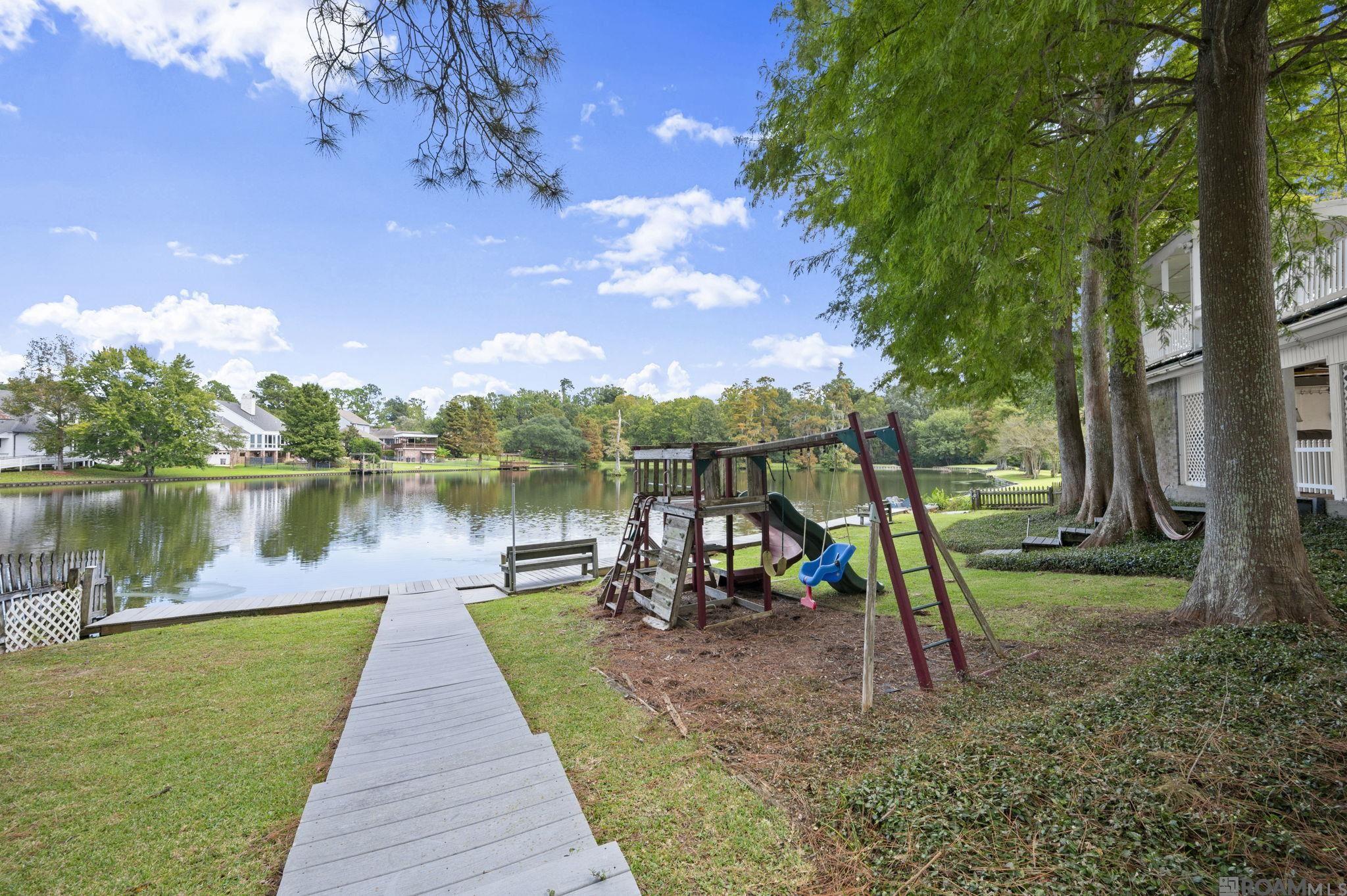 366 Shady Lake Pkwy, Baton Rouge, LA, 70810