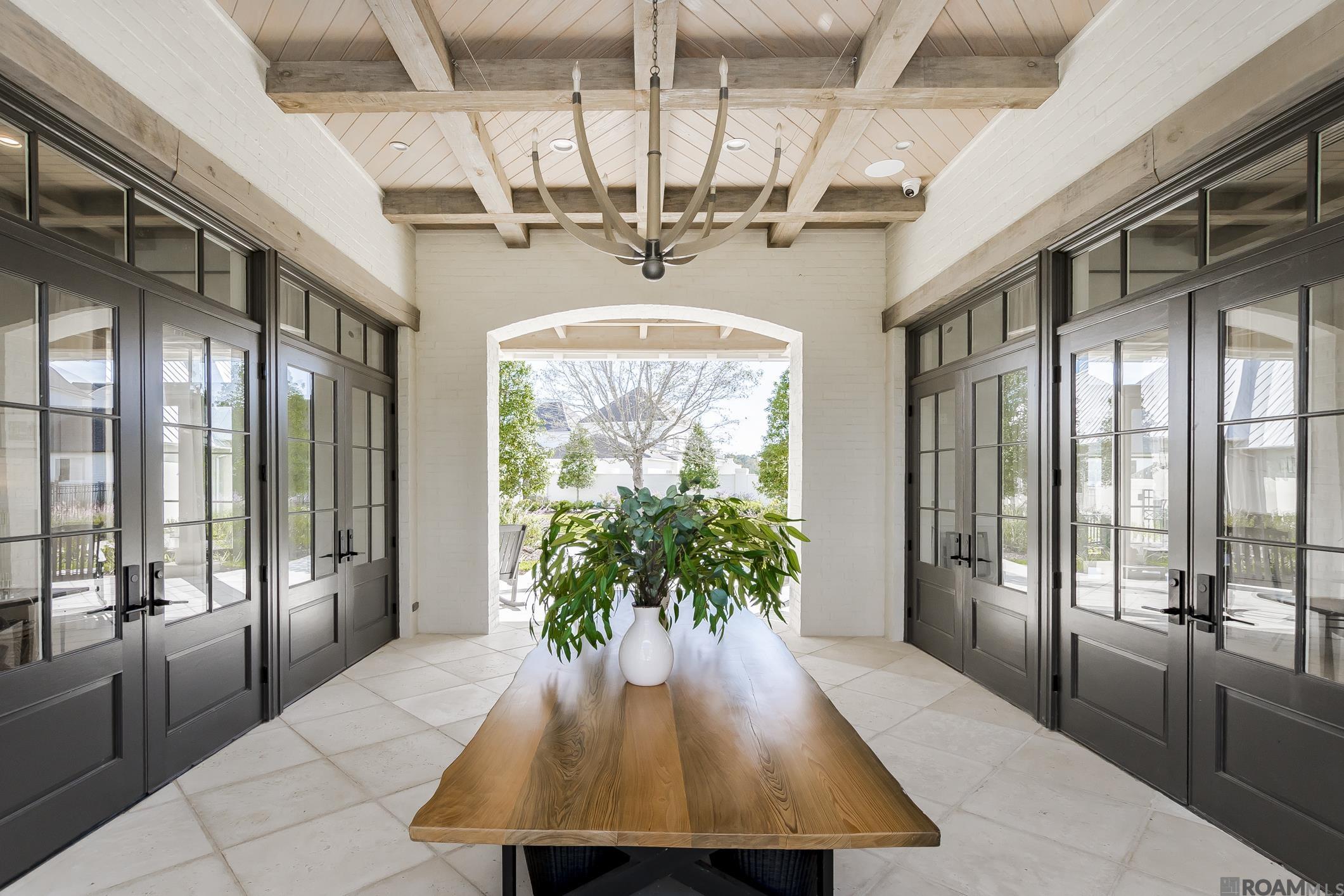 5330 Rue Des Jardin, Baton Rouge, LA, 70808