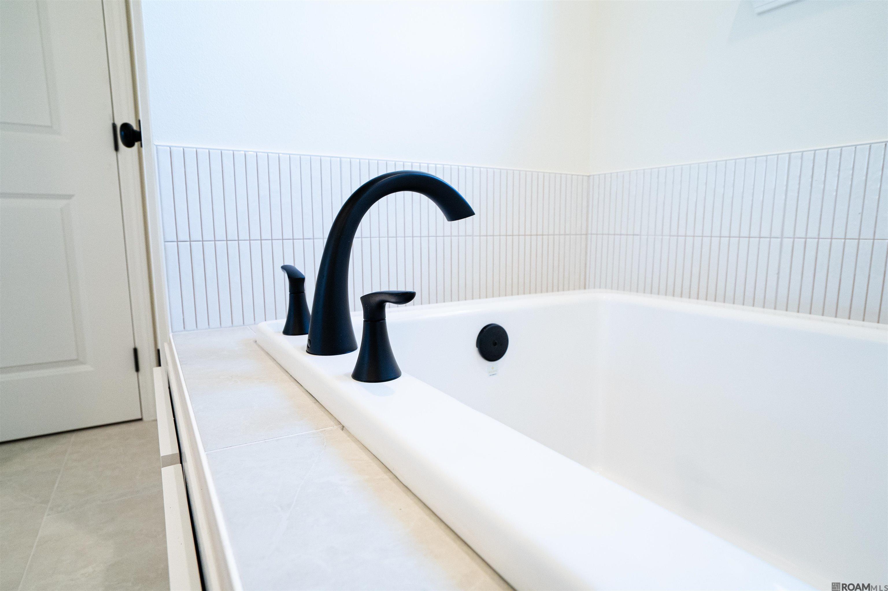 24162 Red Tail Lane, Denham Springs, LA, 70726