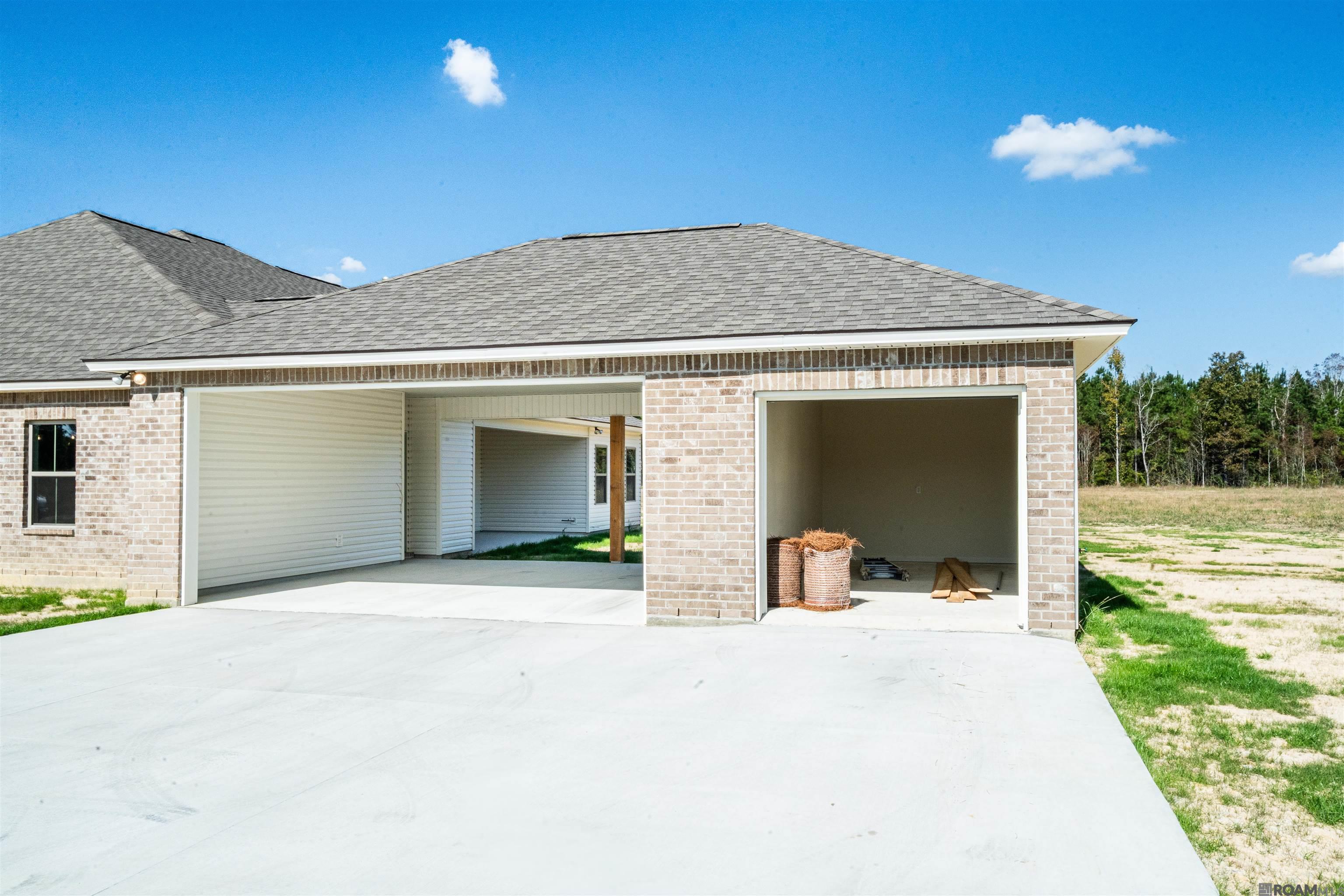 24162 Red Tail Lane, Denham Springs, LA, 70726
