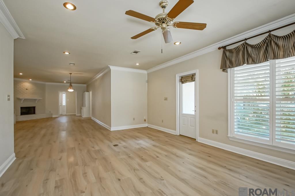 1007 Oak Hills Pkwy, Baton Rouge, LA, 70810