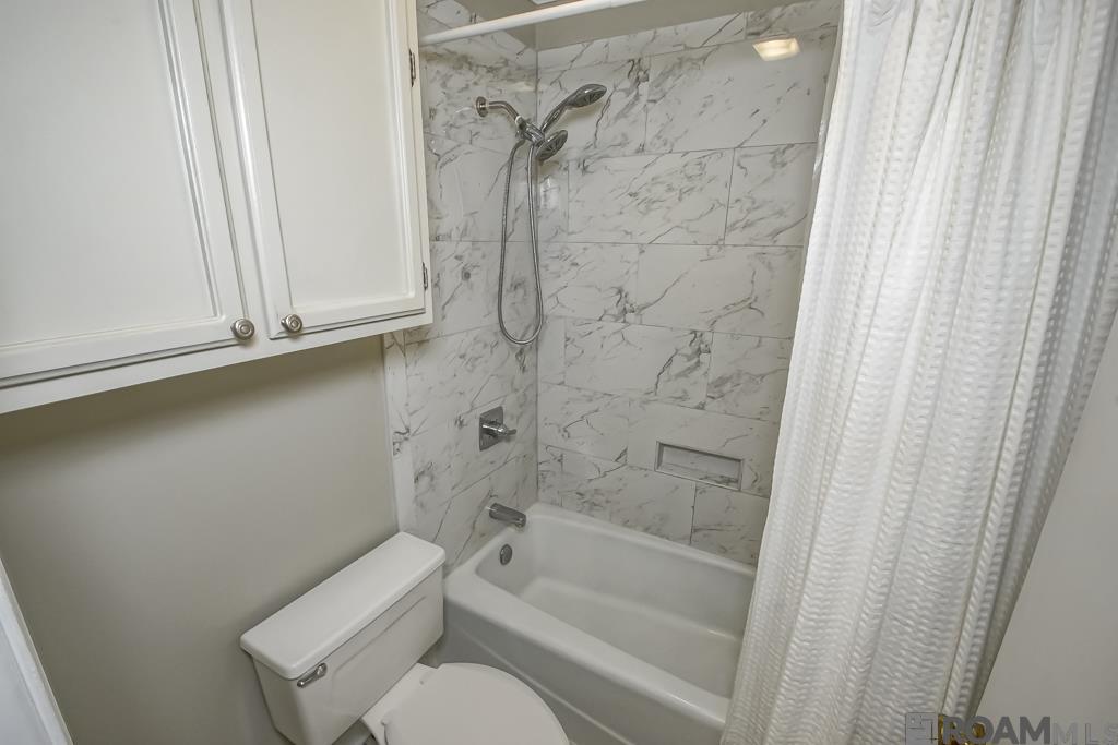 1007 Oak Hills Pkwy, Baton Rouge, LA, 70810